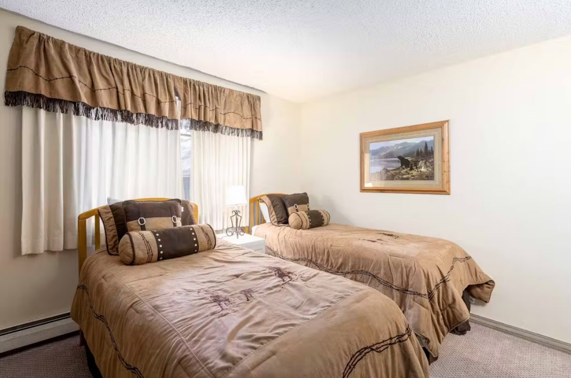 2335 Apres Ski WAY 117F