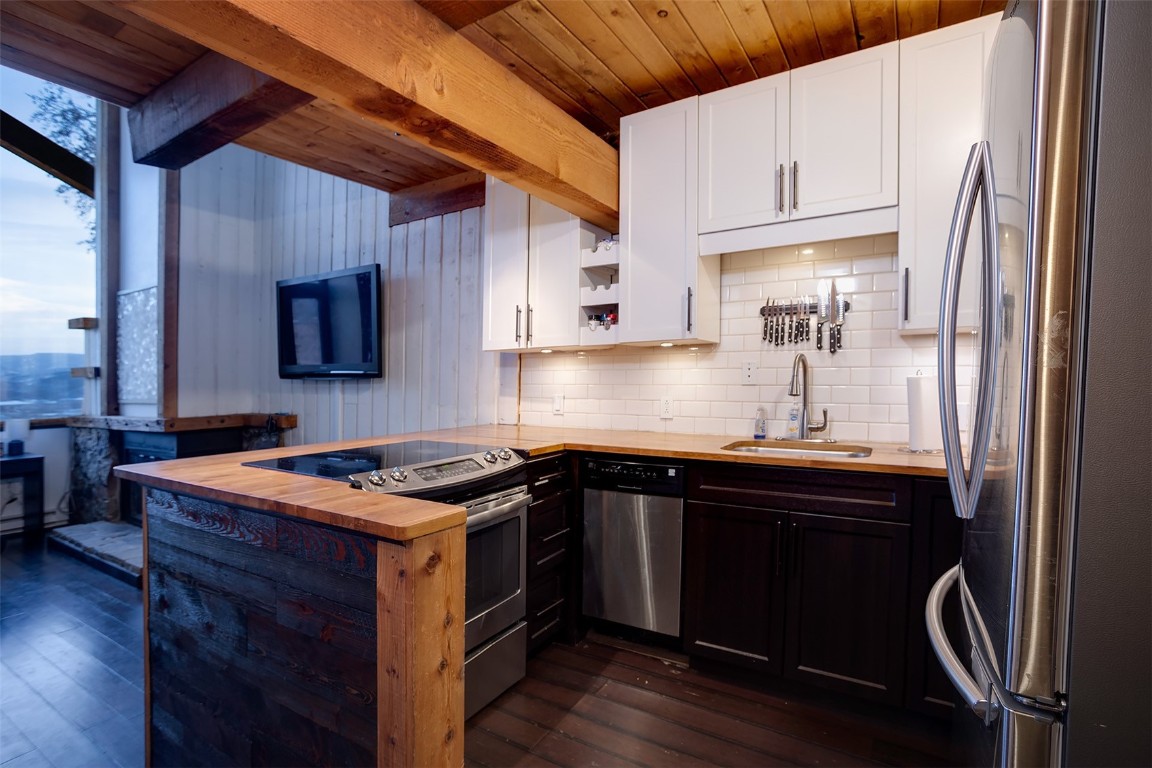 31500 Runaway PLACE 402