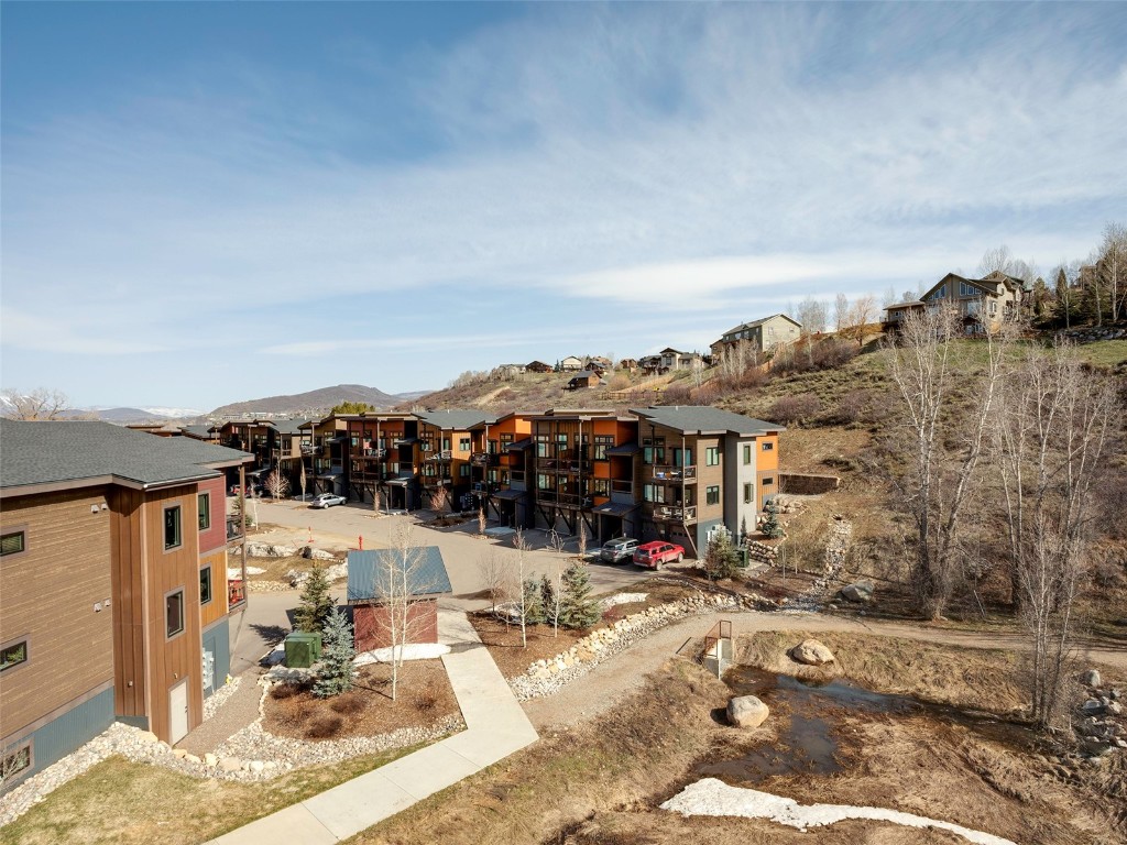 1355 Hilltop PARKWAY 1E