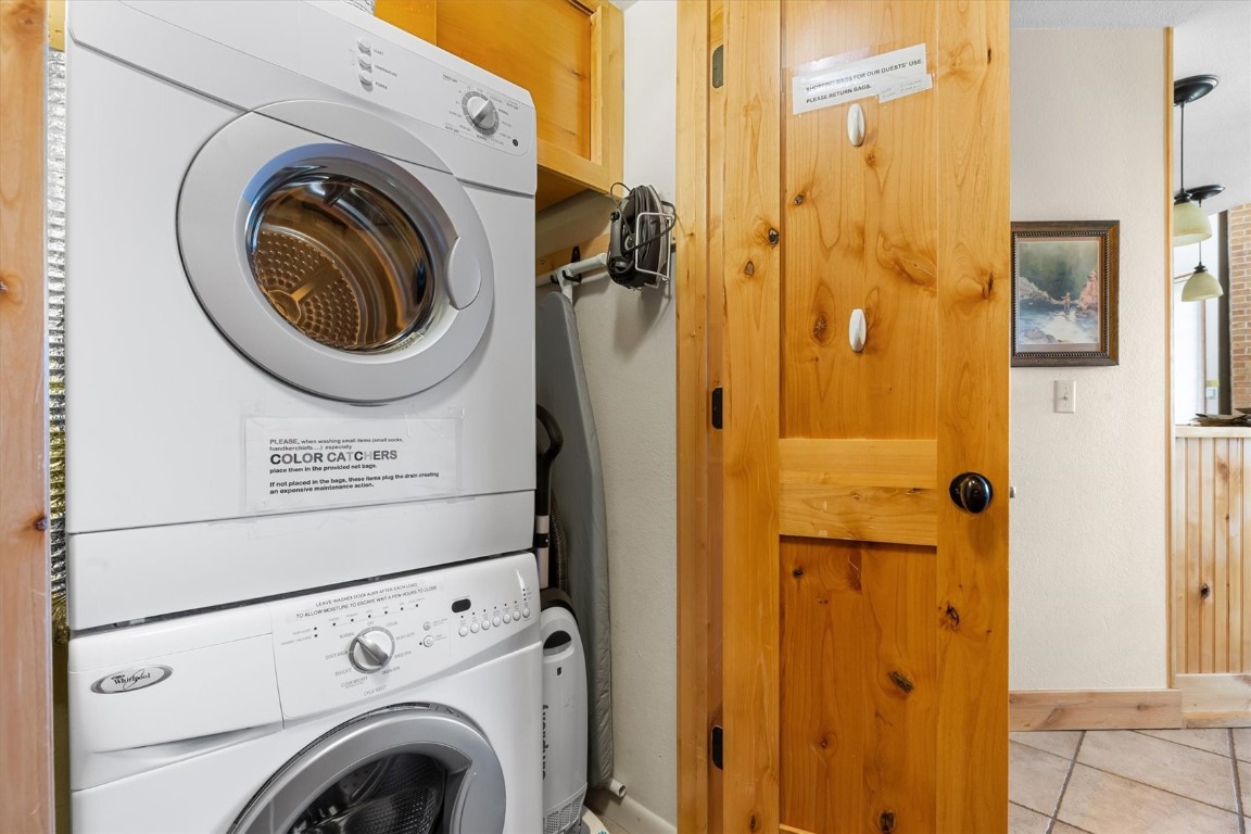 2700 Village DRIVE 301