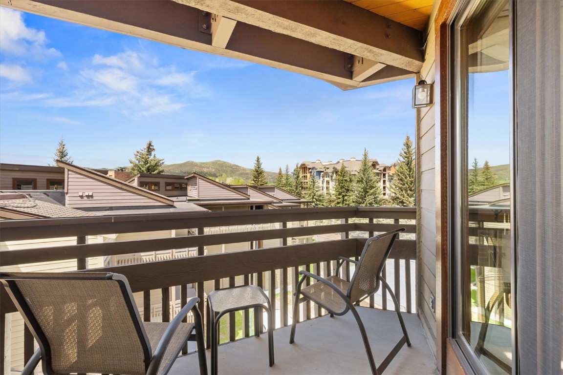 2700 Village DRIVE 301