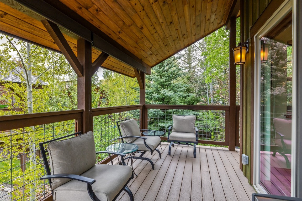 459 Willett Heights COURT