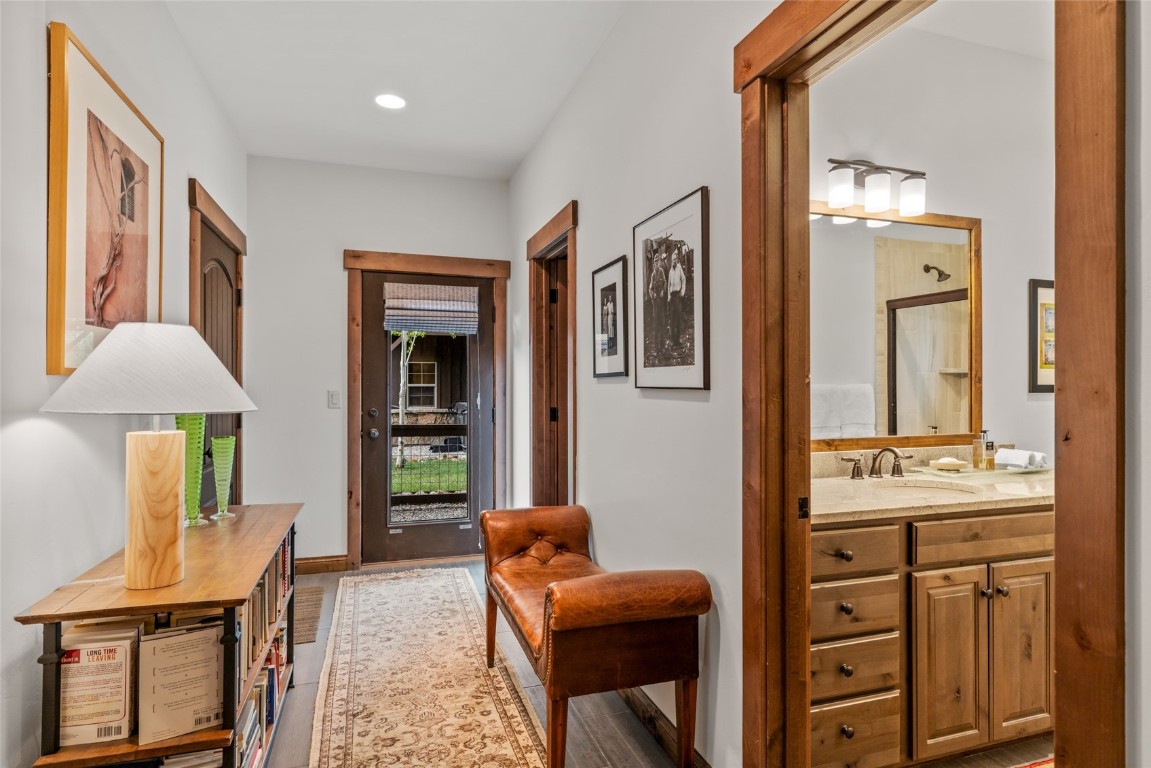 459 Willett Heights COURT