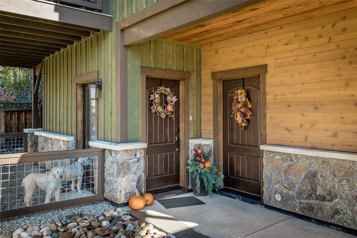 459 Willett Heights COURT