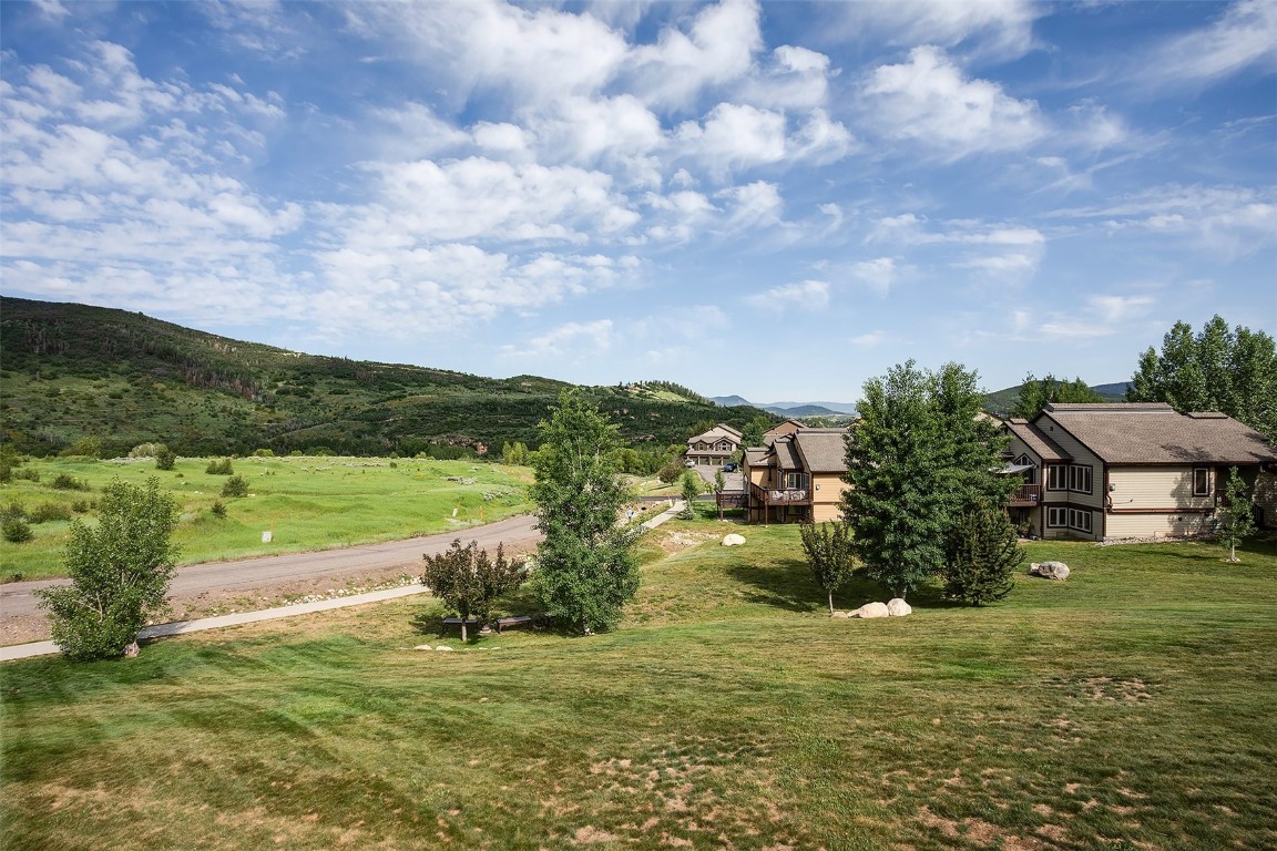 631 Parkview DRIVE