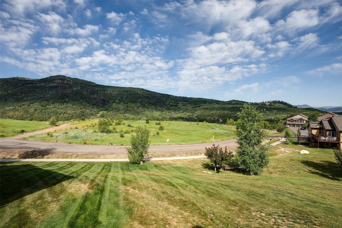 631 Parkview DRIVE