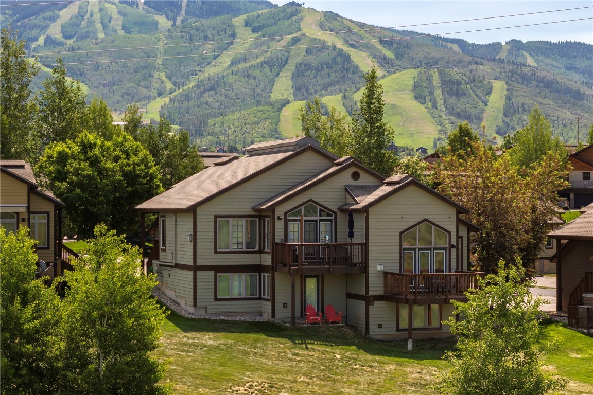 631 Parkview DRIVE