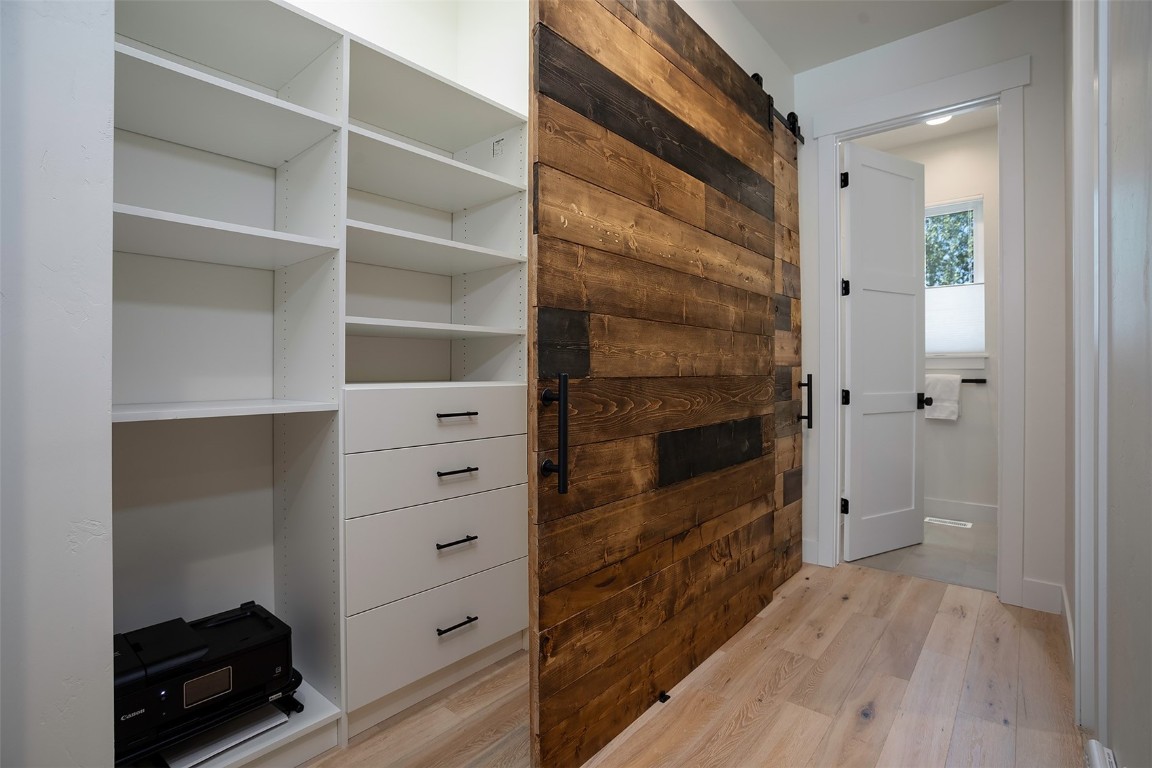 2404 Cattle Kate CIRCLE 21