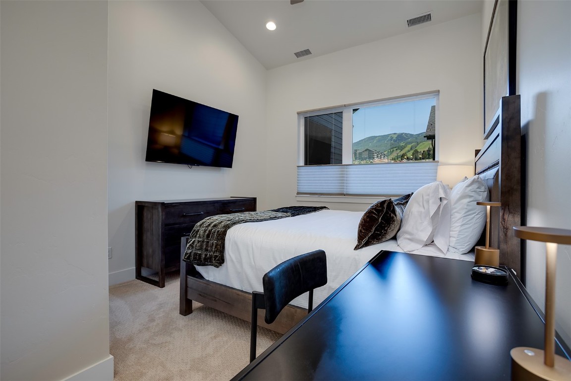 2404 Cattle Kate CIRCLE 21