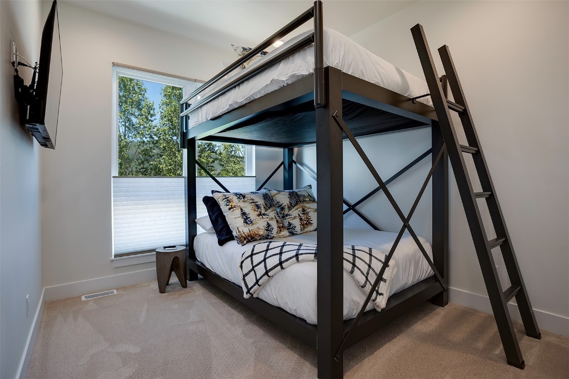 2404 Cattle Kate CIRCLE 21