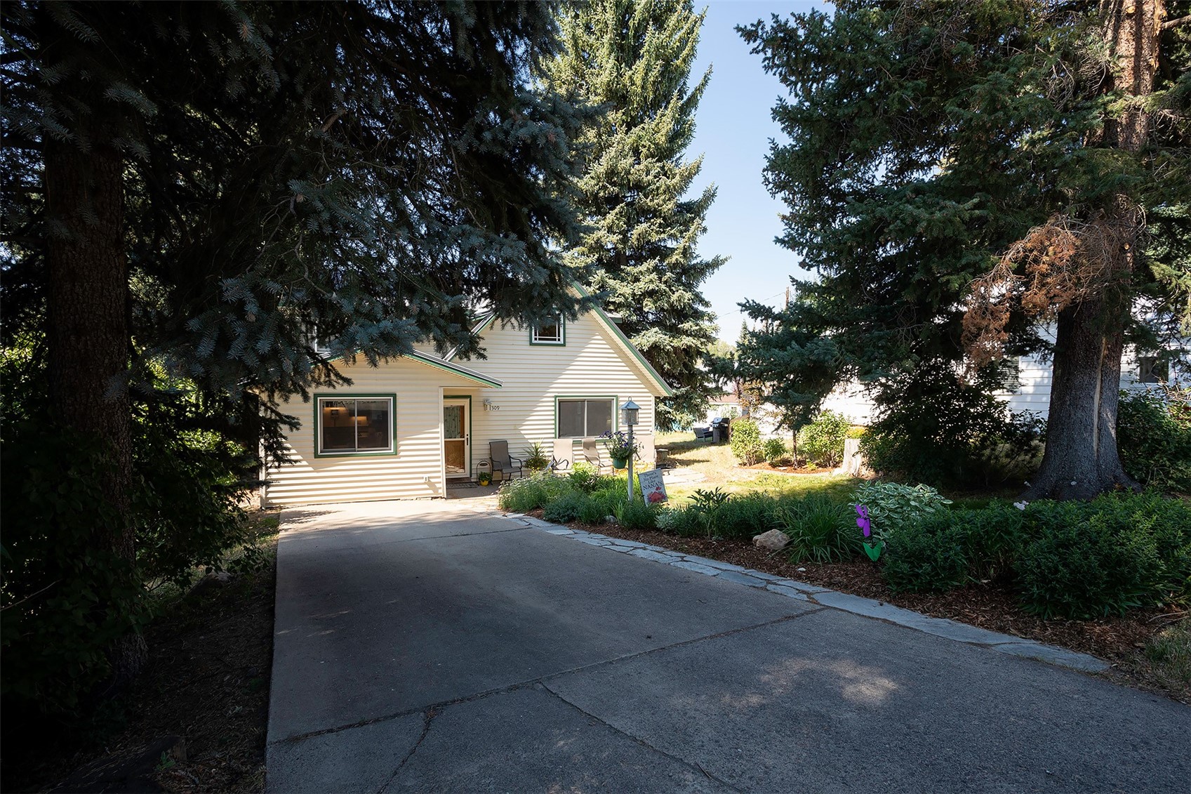 309 Pine STREET