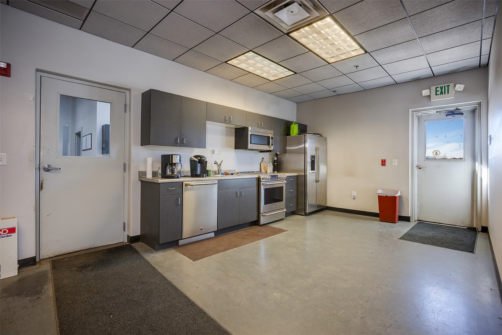 1545 W Jefferson AVENUE 1