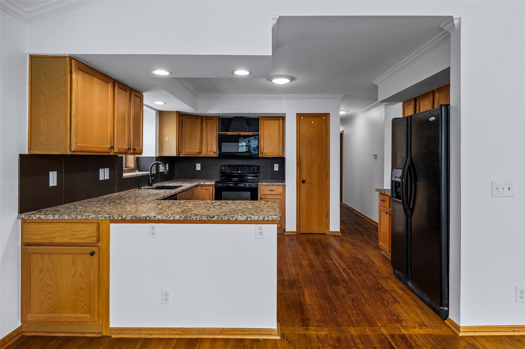 568 Tamarack DRIVE