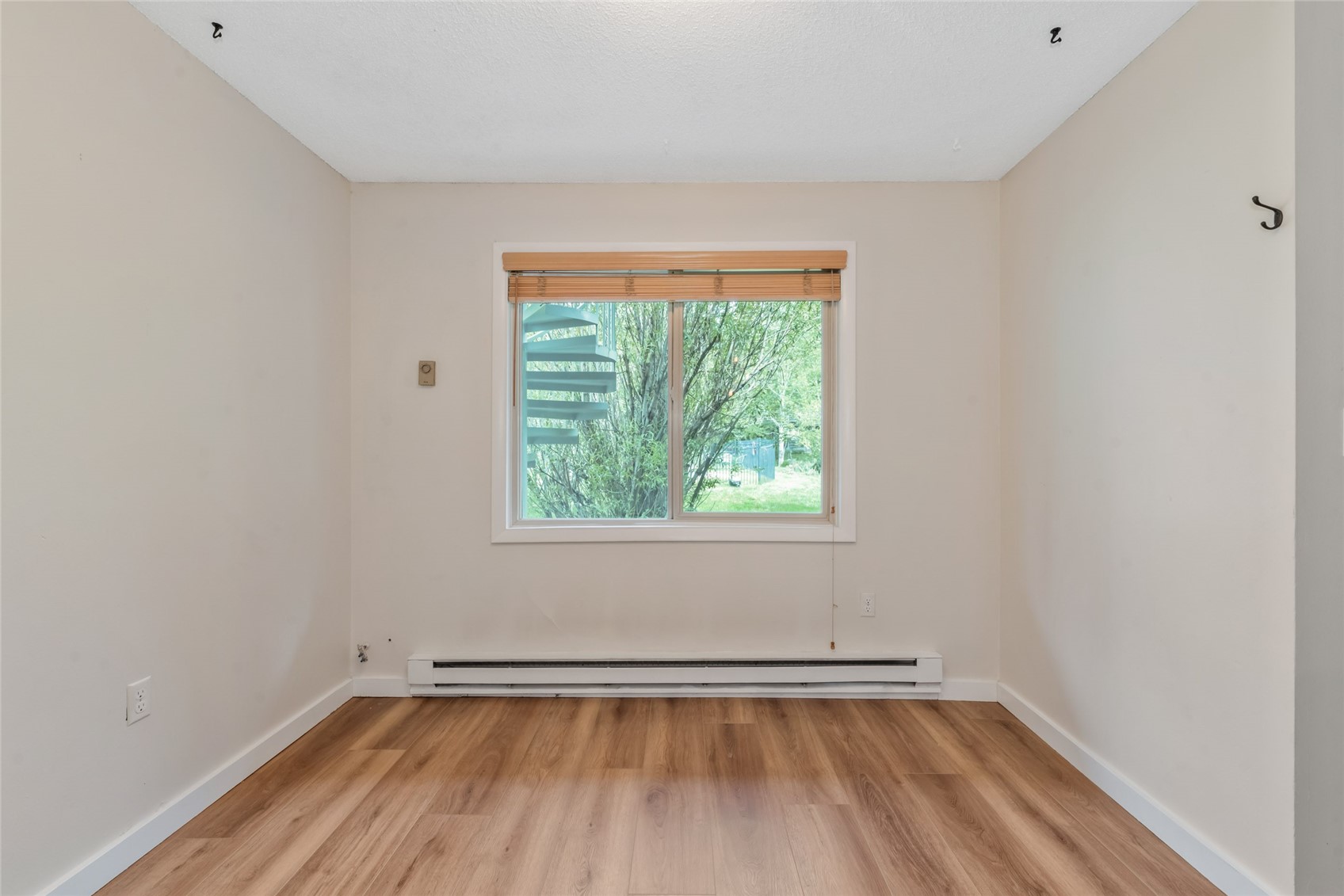 1335 Walton Creek ROAD 27