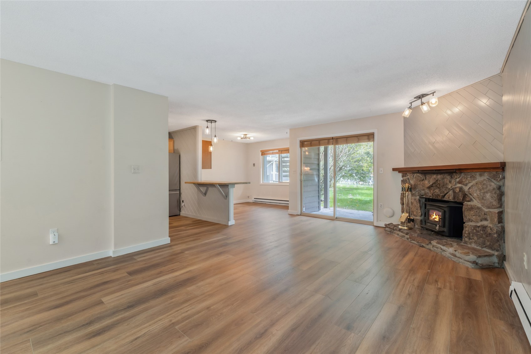 1335 Walton Creek ROAD 27