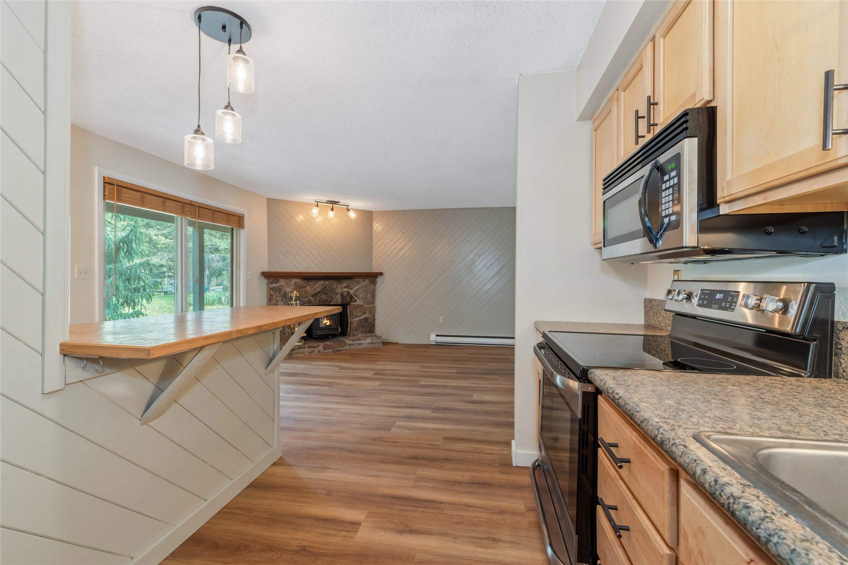 1335 Walton Creek ROAD 27