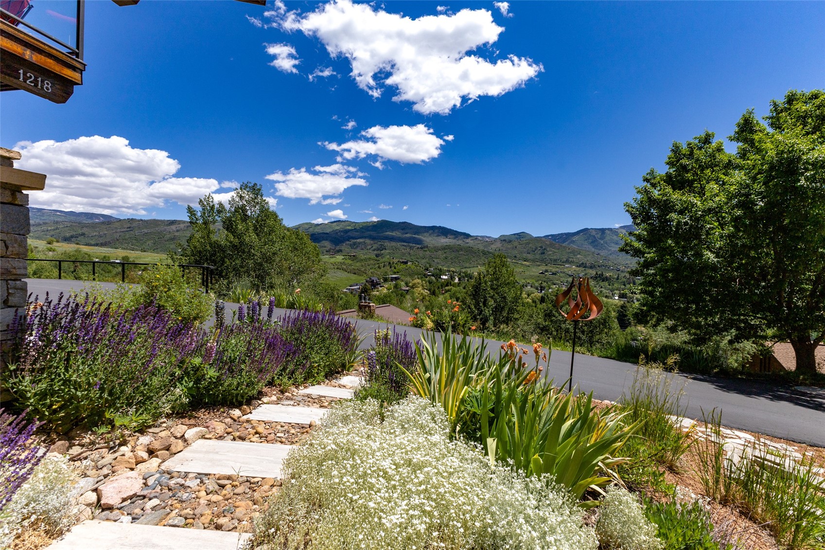 1218 Buckskin COURT