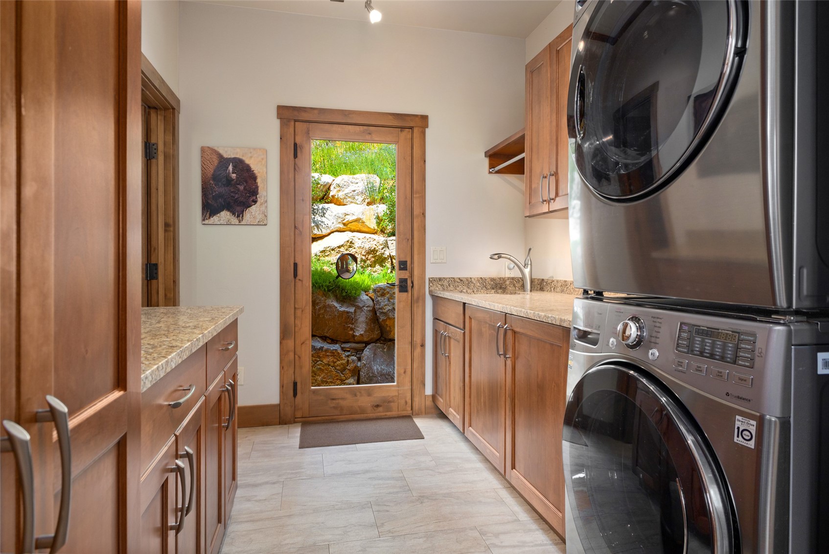 1218 Buckskin COURT