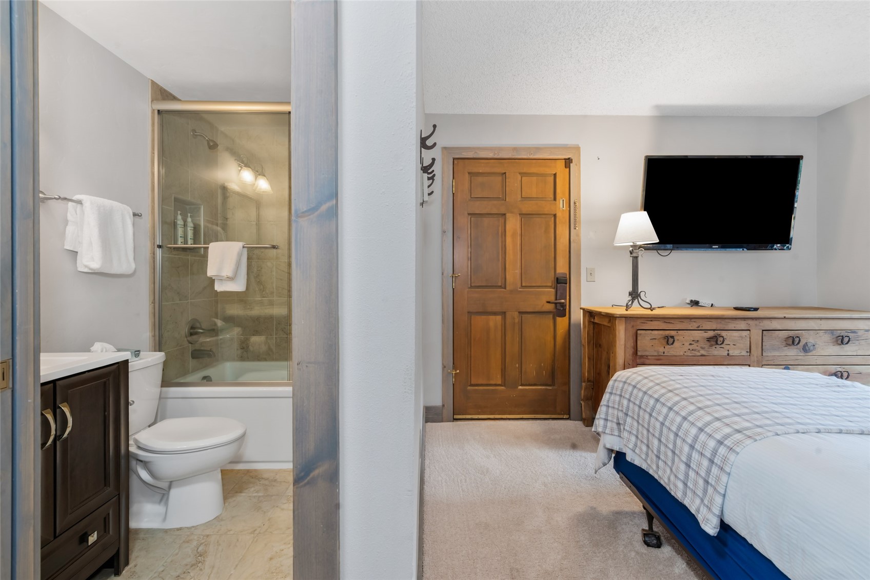 2305 Apres Ski WAY 226