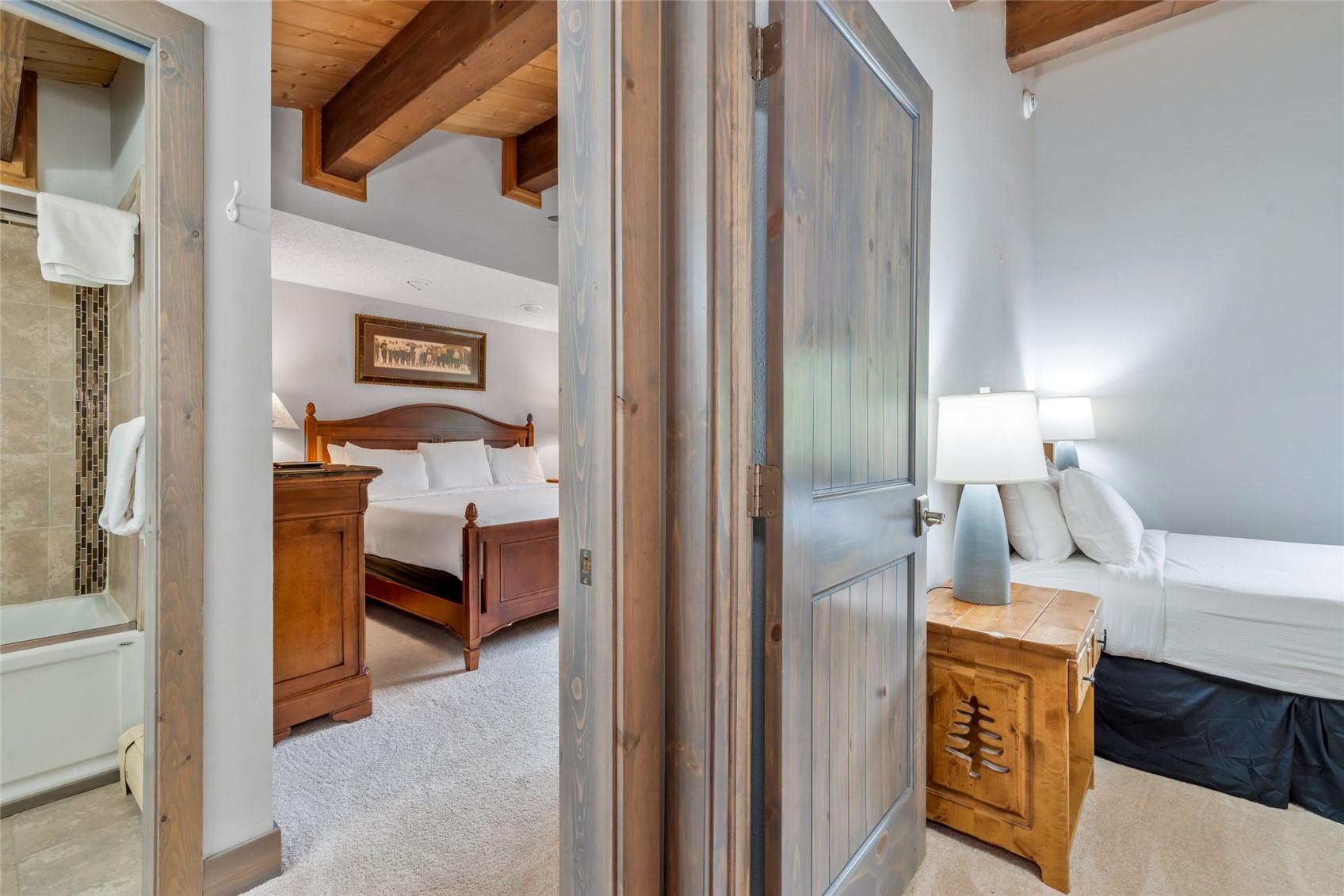 2305 Apres Ski WAY 226