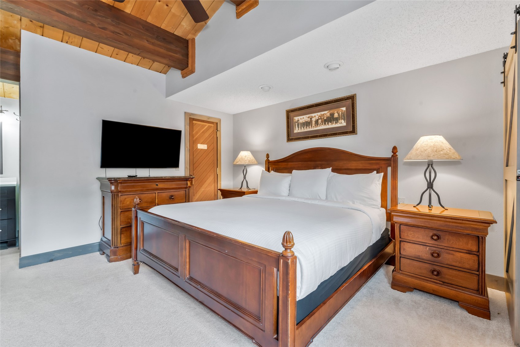 2305 Apres Ski WAY 226