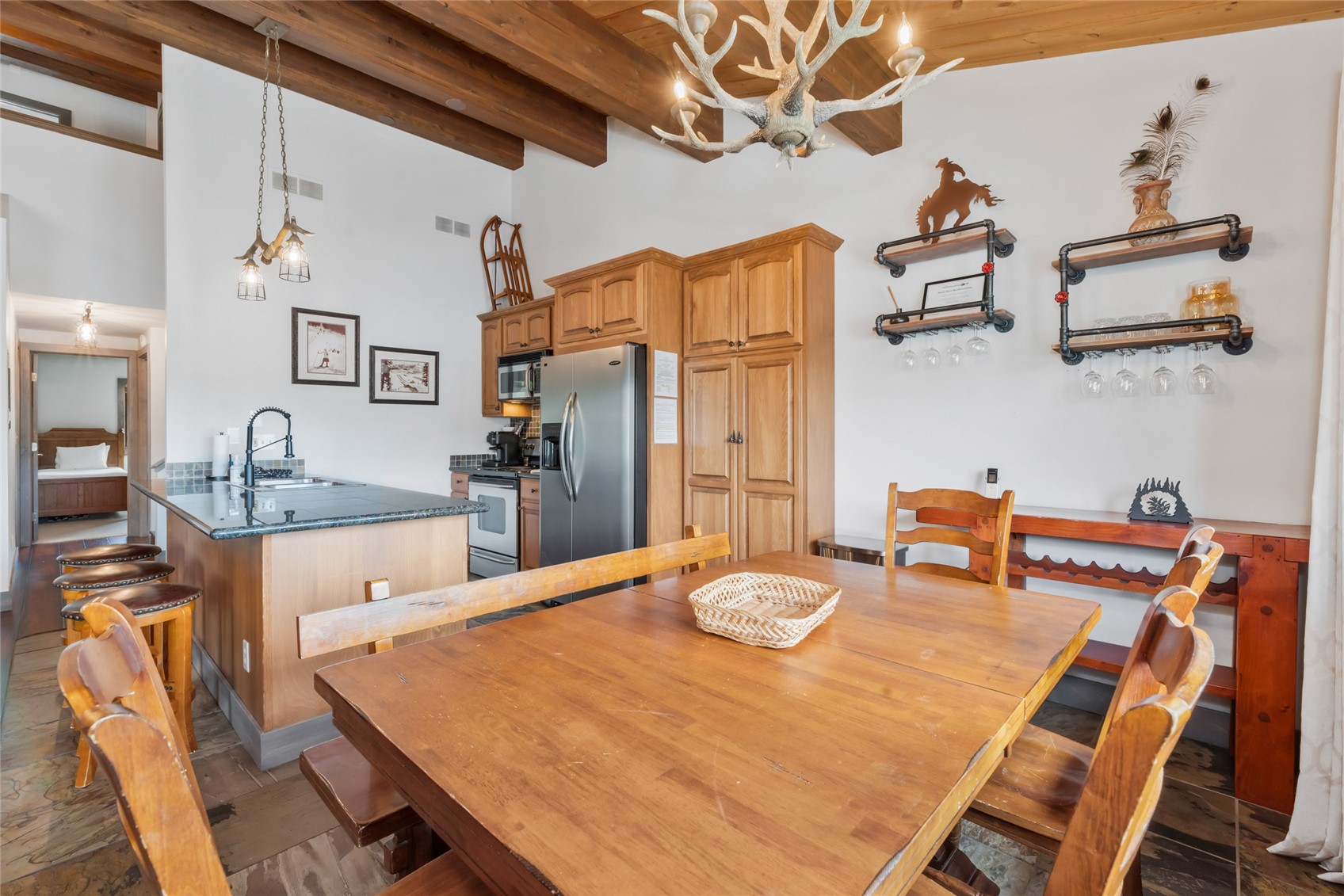 2305 Apres Ski WAY 226