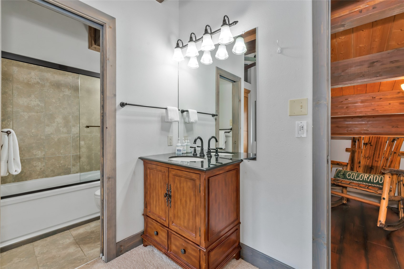 2305 Apres Ski WAY 226