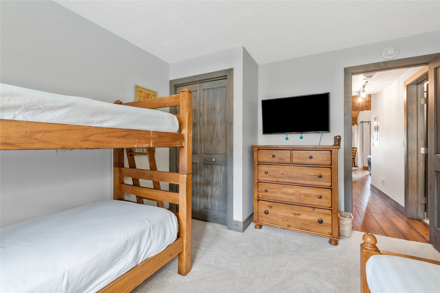 2305 Apres Ski WAY 226