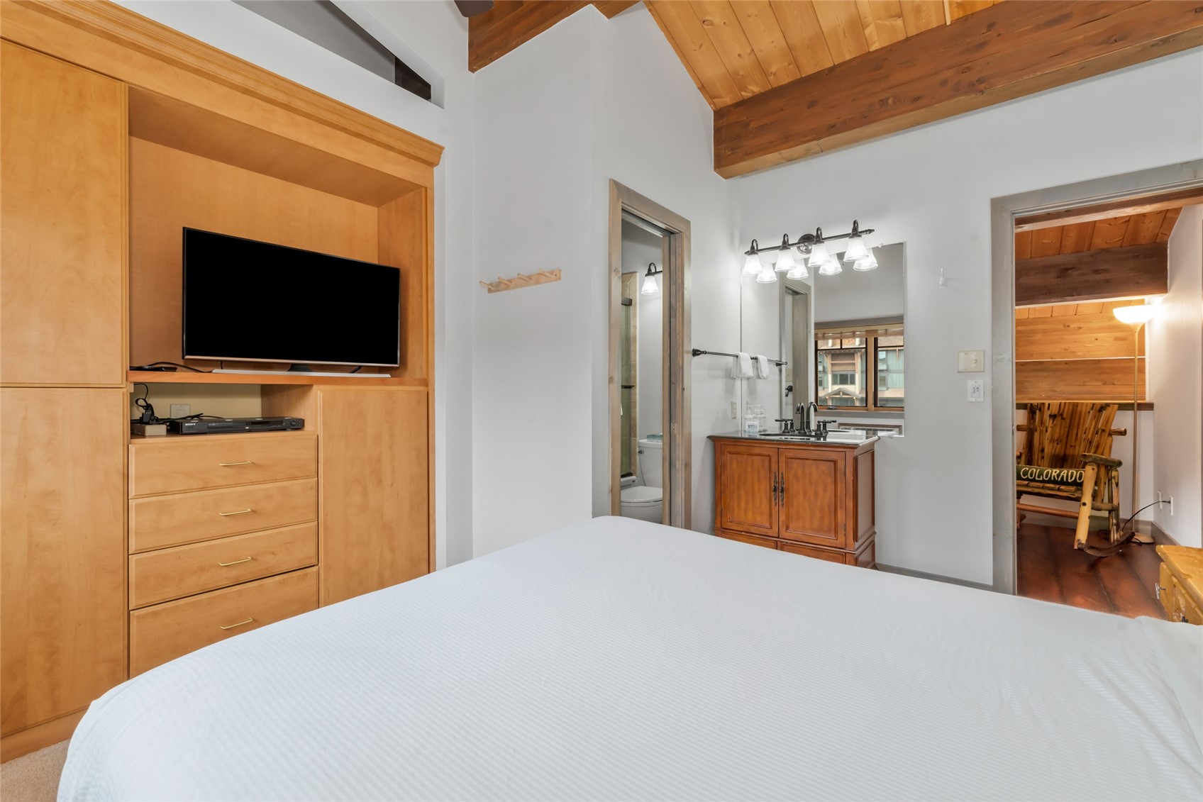2305 Apres Ski WAY 226