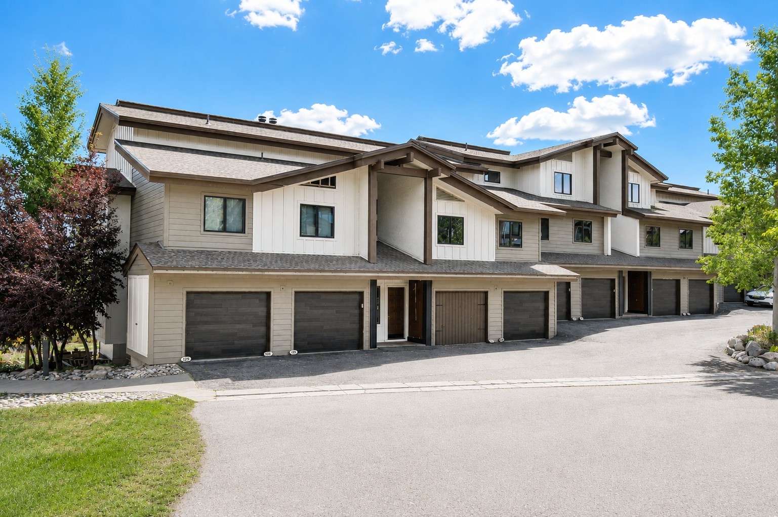 1680 Ranch ROAD 208