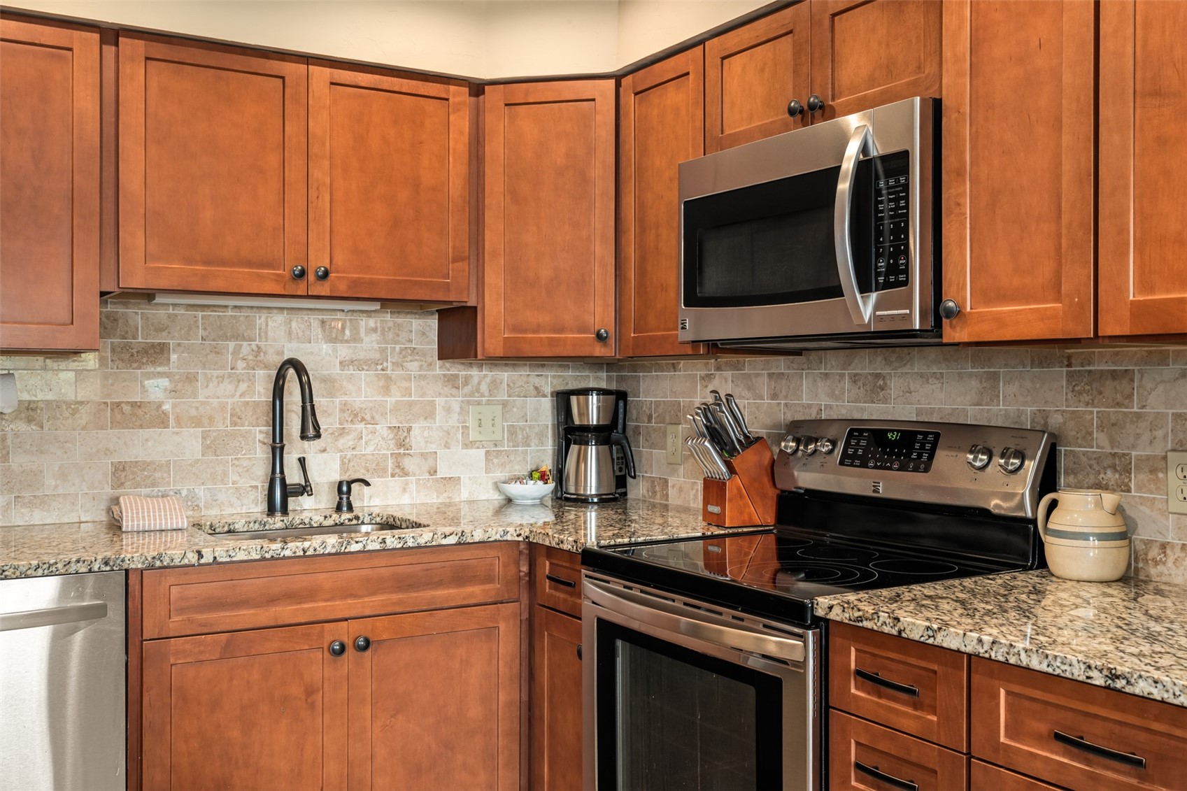 1680 Ranch ROAD 208