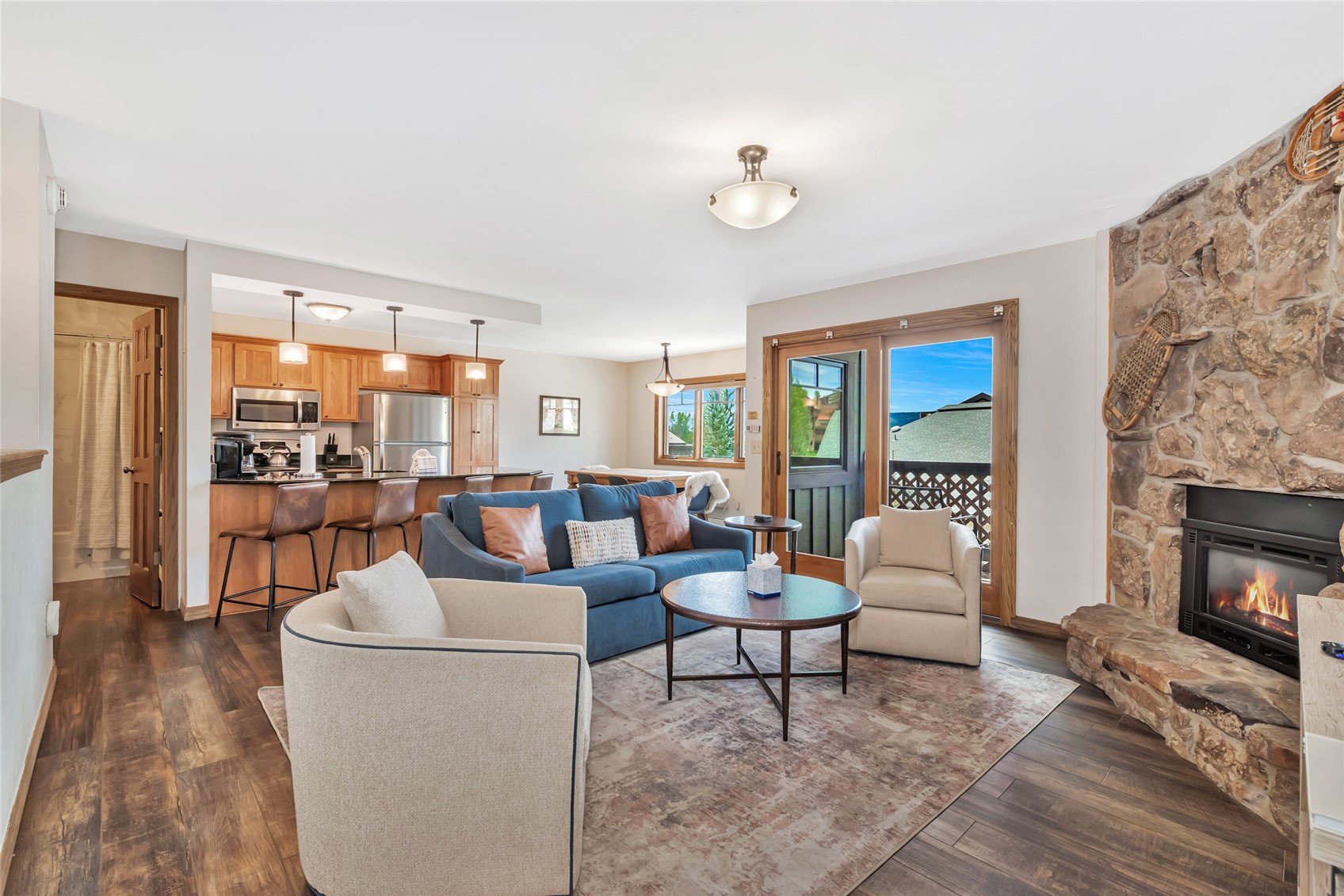 2305 Apres Ski WAY 221