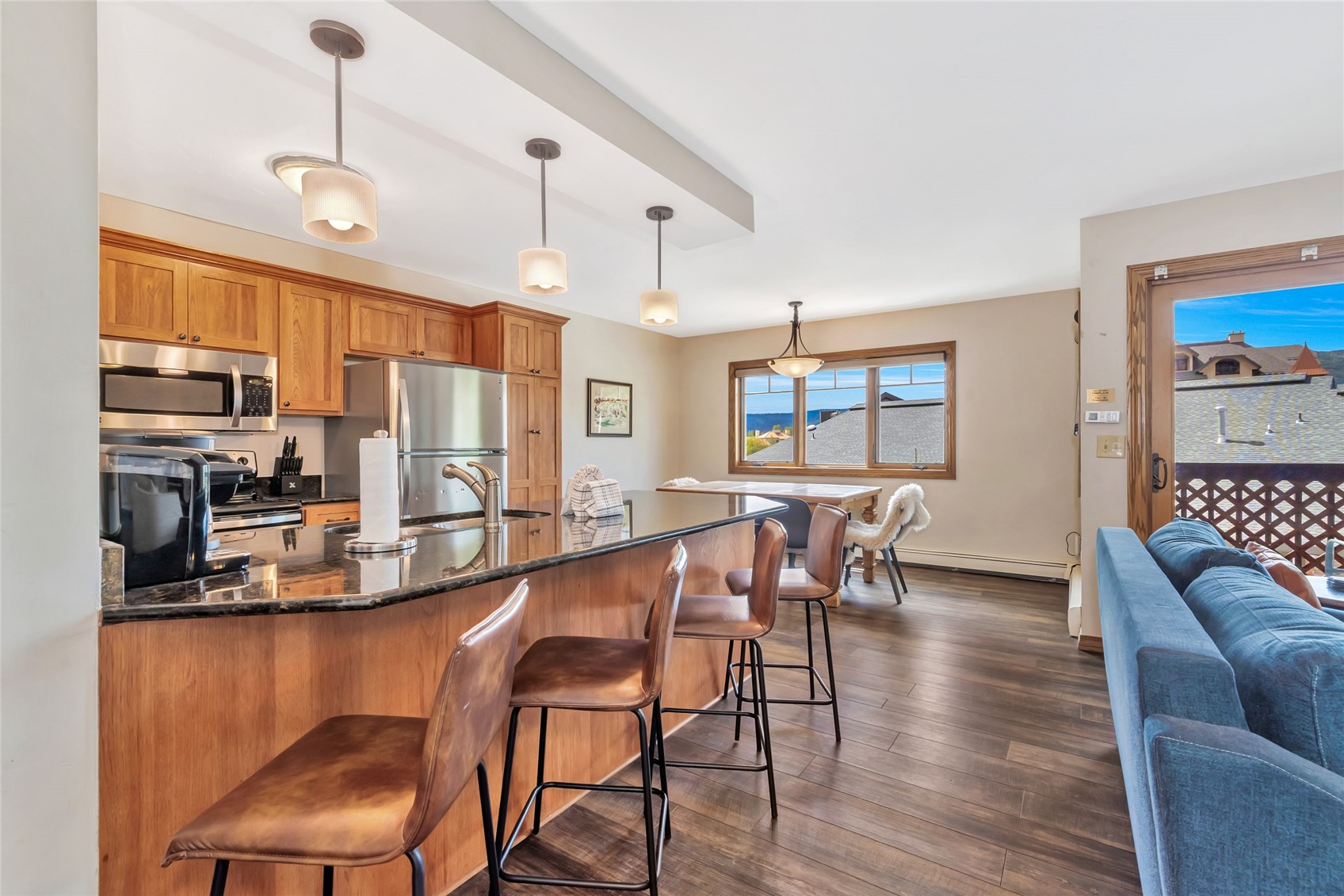 2305 Apres Ski WAY 221