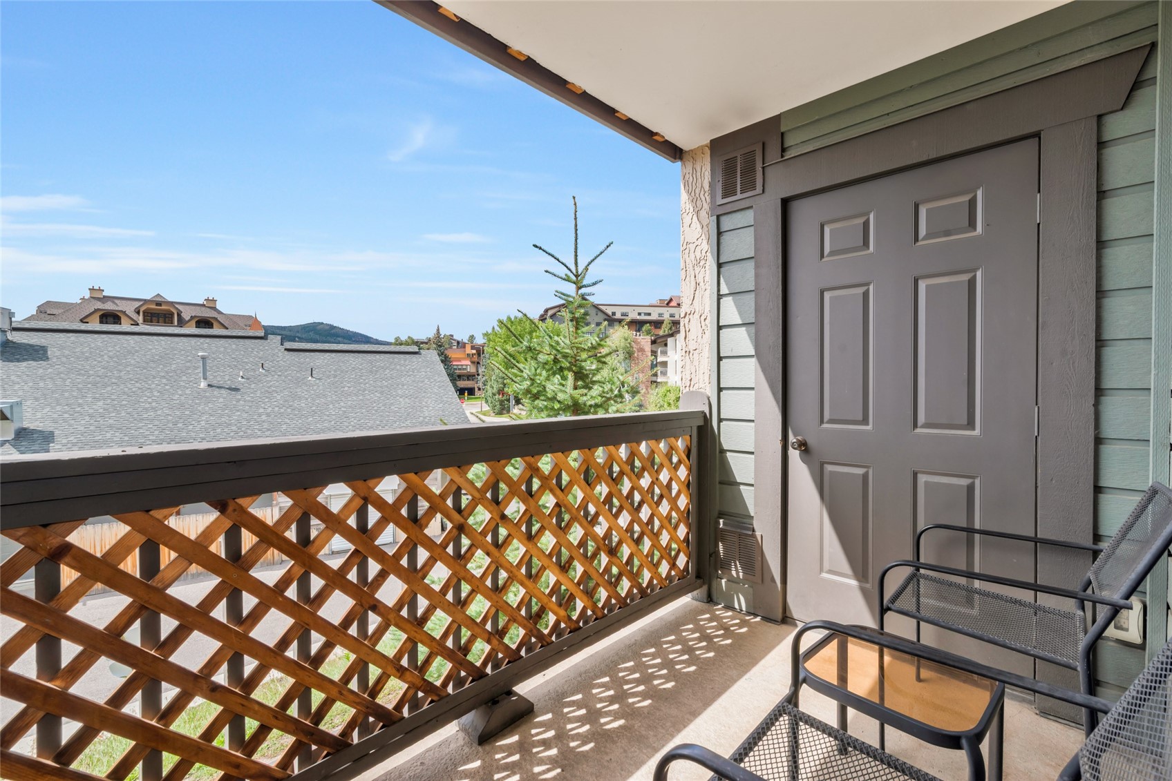2305 Apres Ski WAY 221