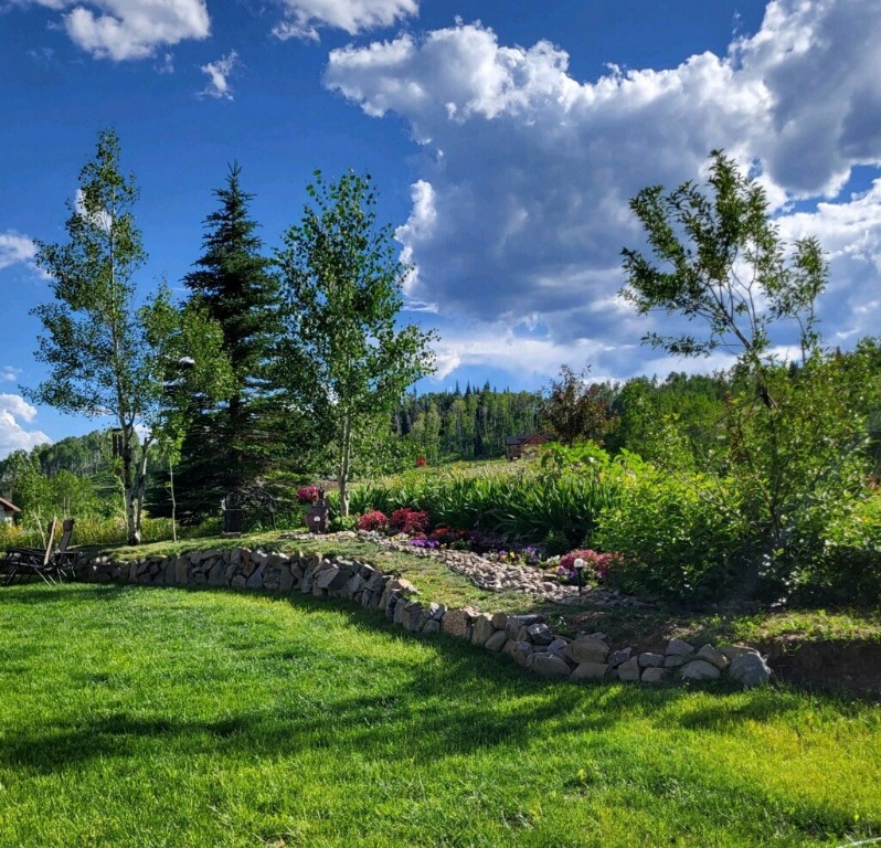 26920 Beaver Canyon DRIVE