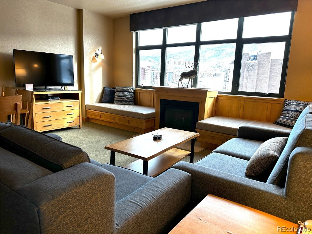 2300 Mount Werner CIRCLE 361