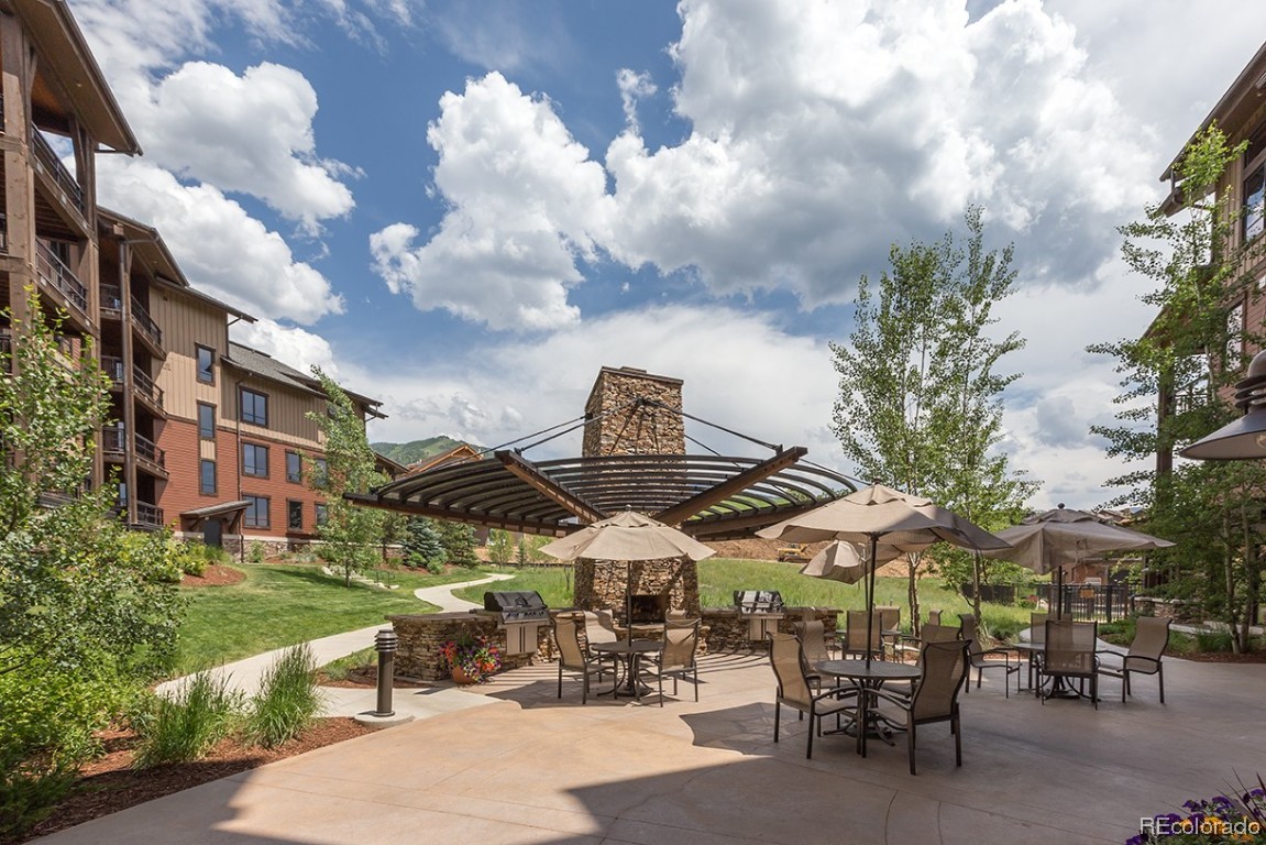 2735 Bronc Buster LOOP