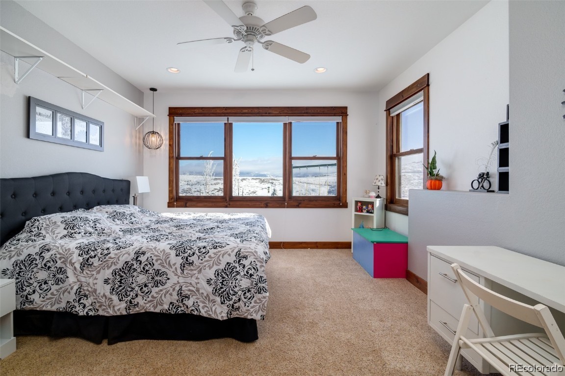 38325 Rollinghills LANE