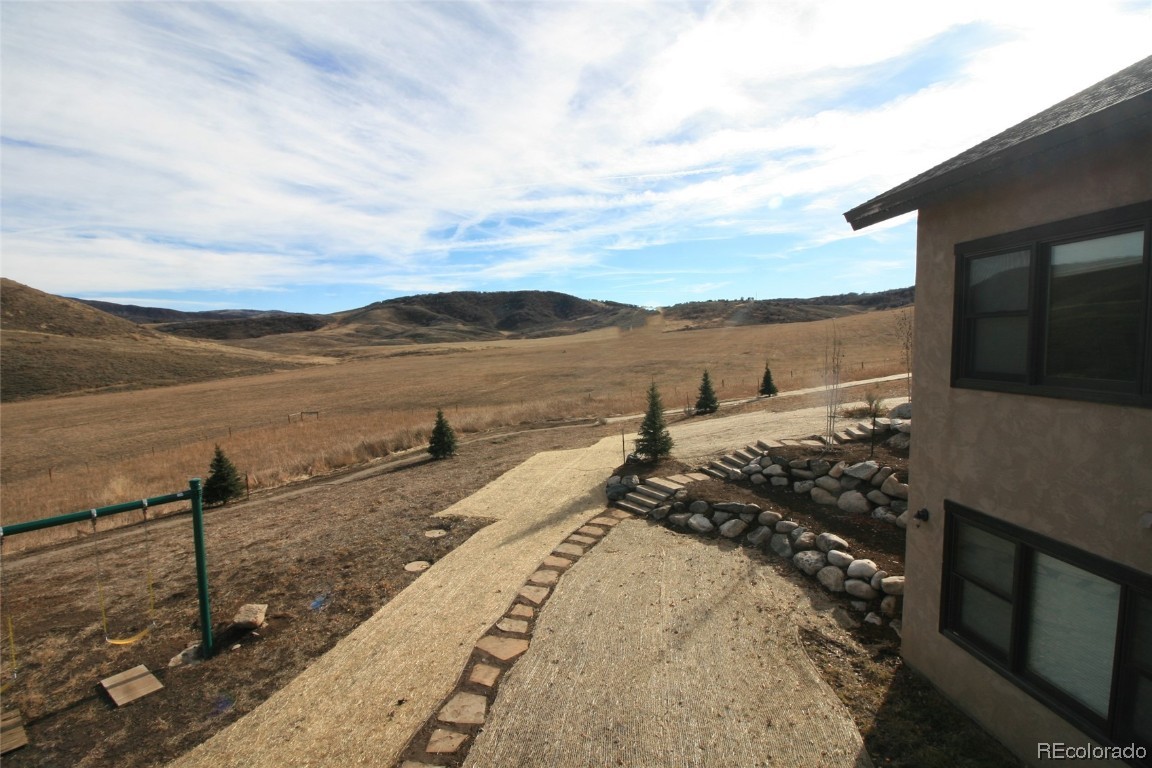 38325 Rollinghills LANE