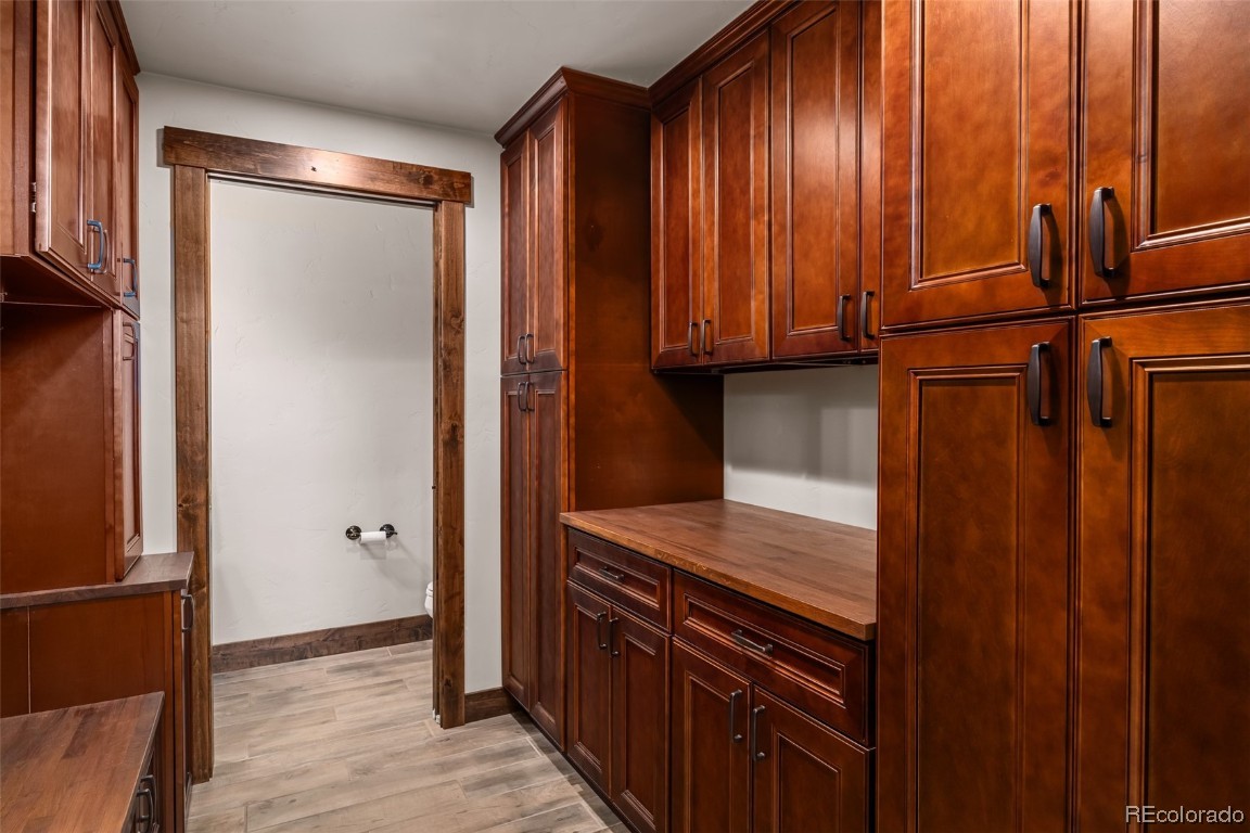 23665 Willow Island TRAIL