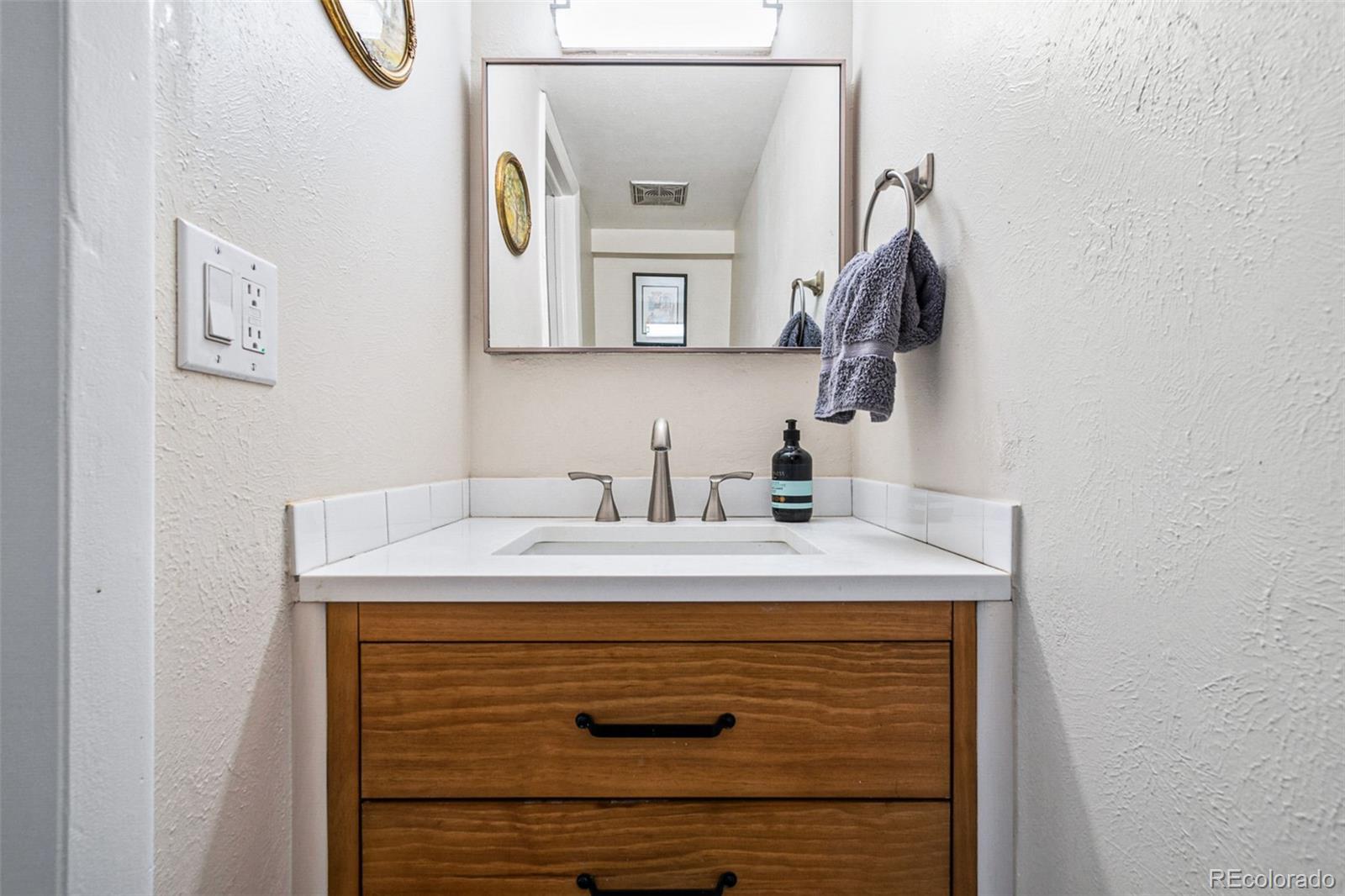 2557 S Dover Street Unit: 30