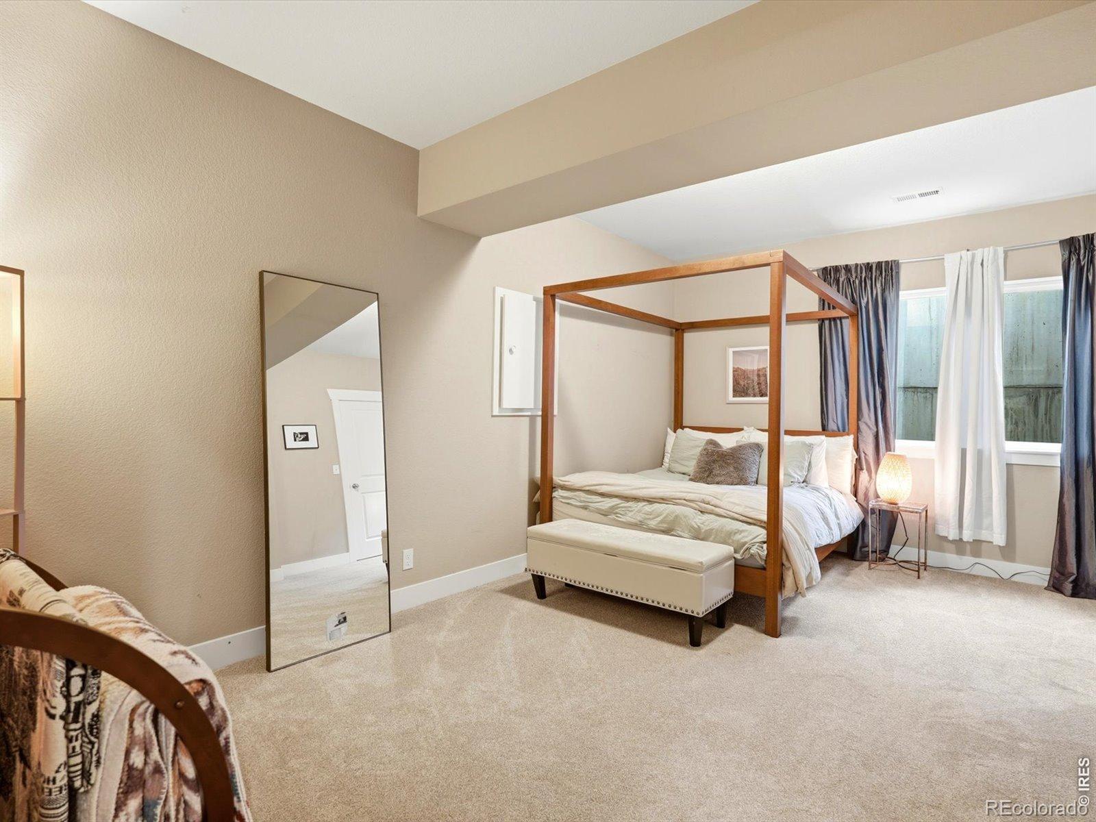 829 Uinta Way