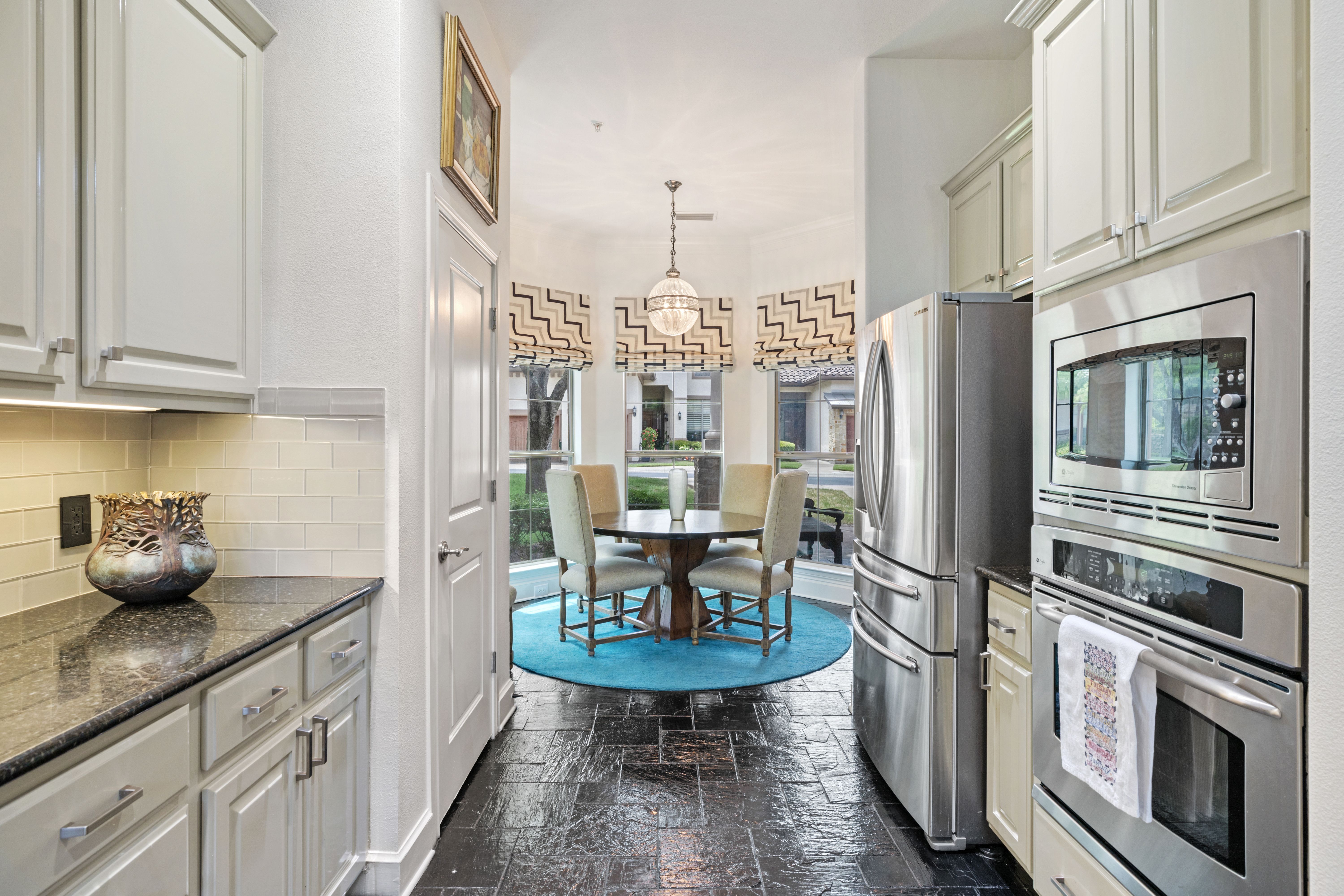 7800 Southwest Parkway #1112
