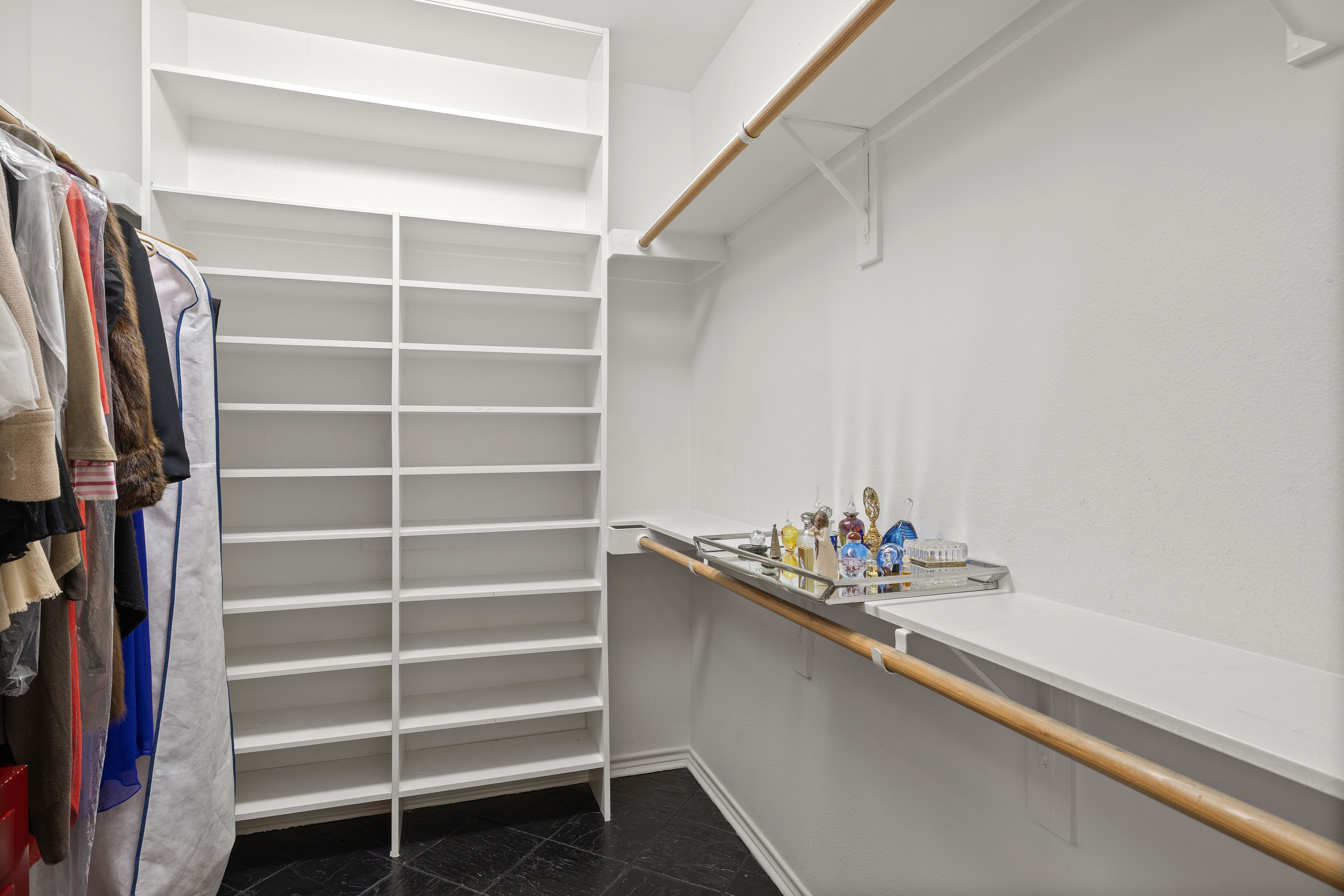 7800 Southwest Parkway #1112