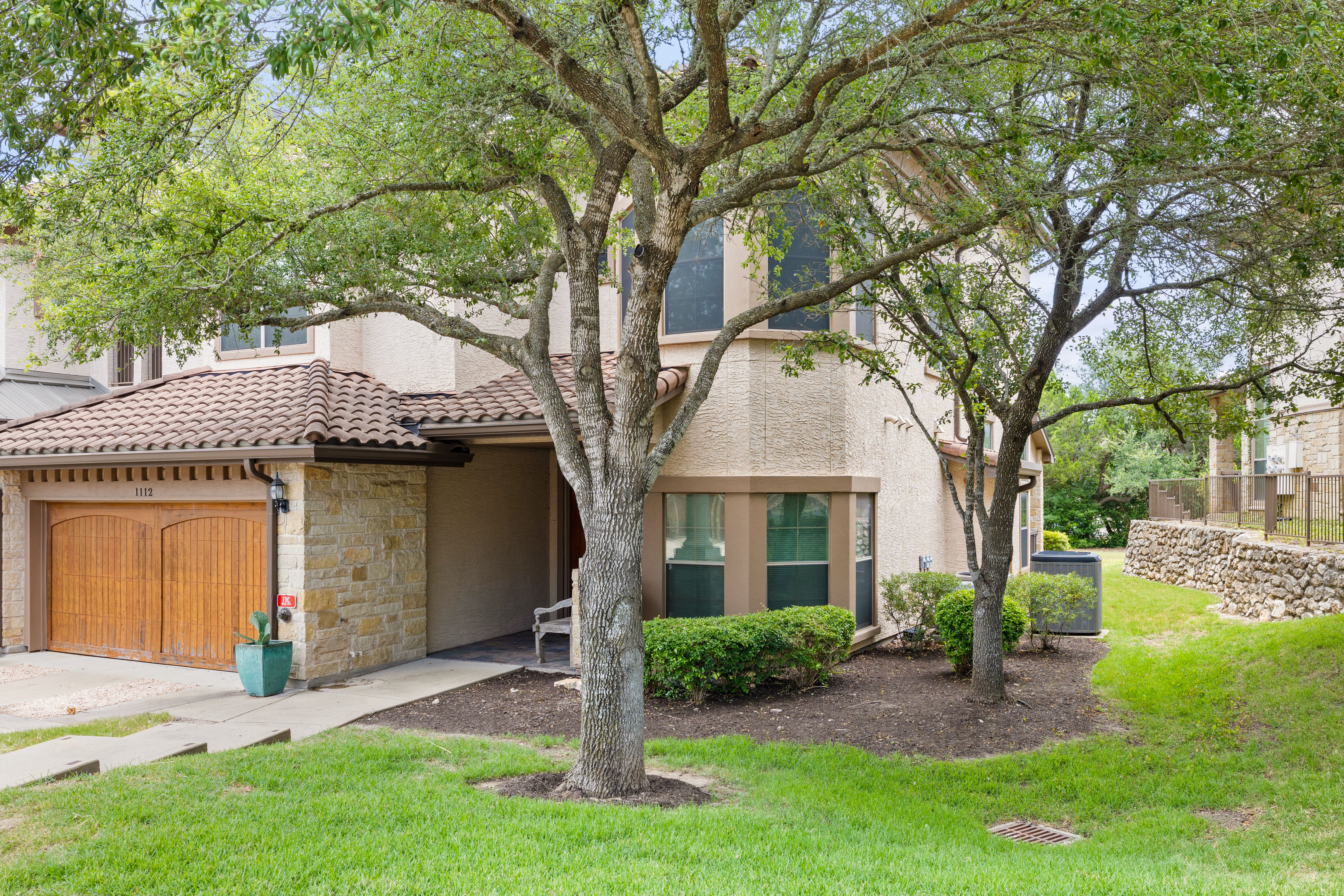 7800 Southwest Parkway #1112