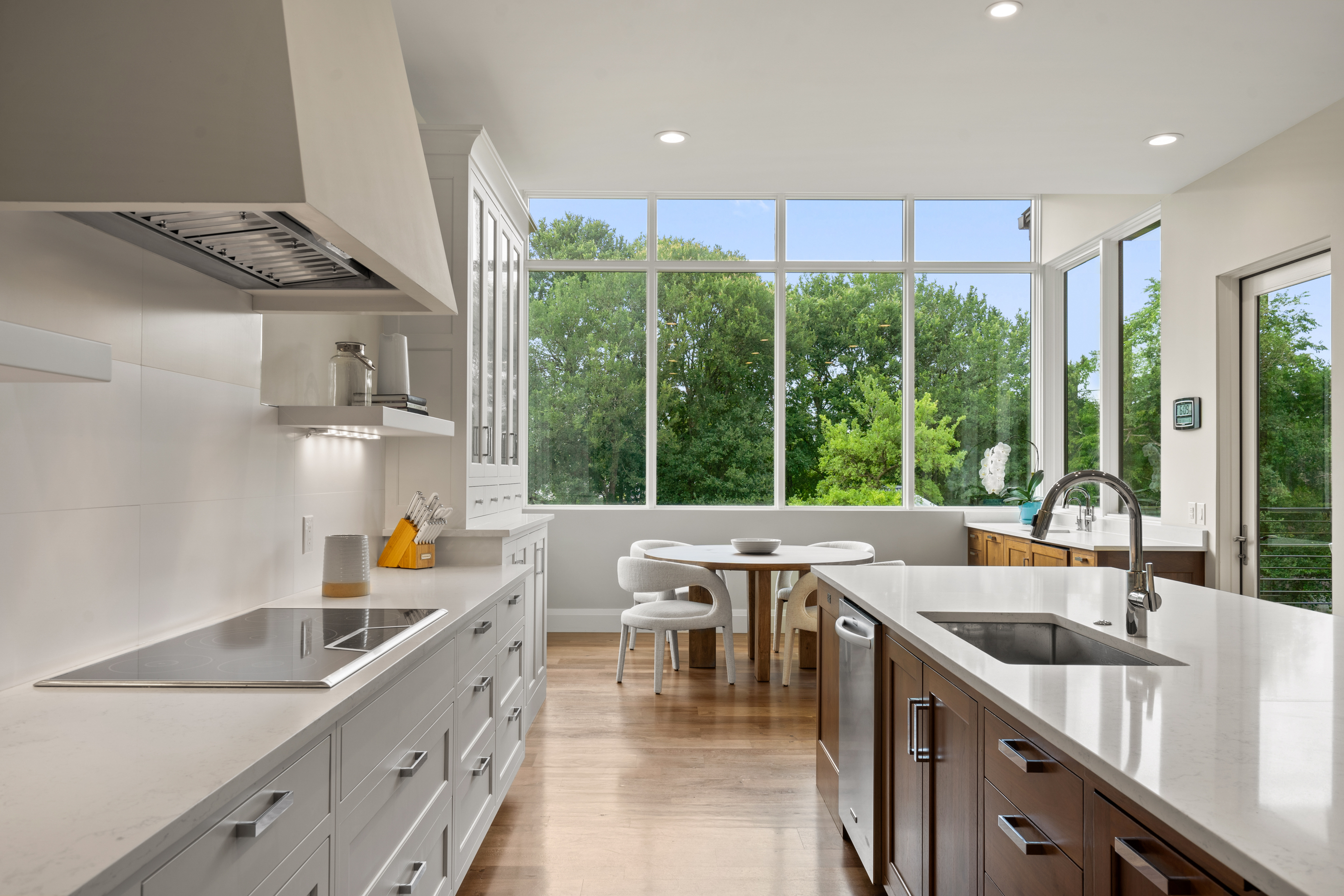 302 Bent Tree Court 