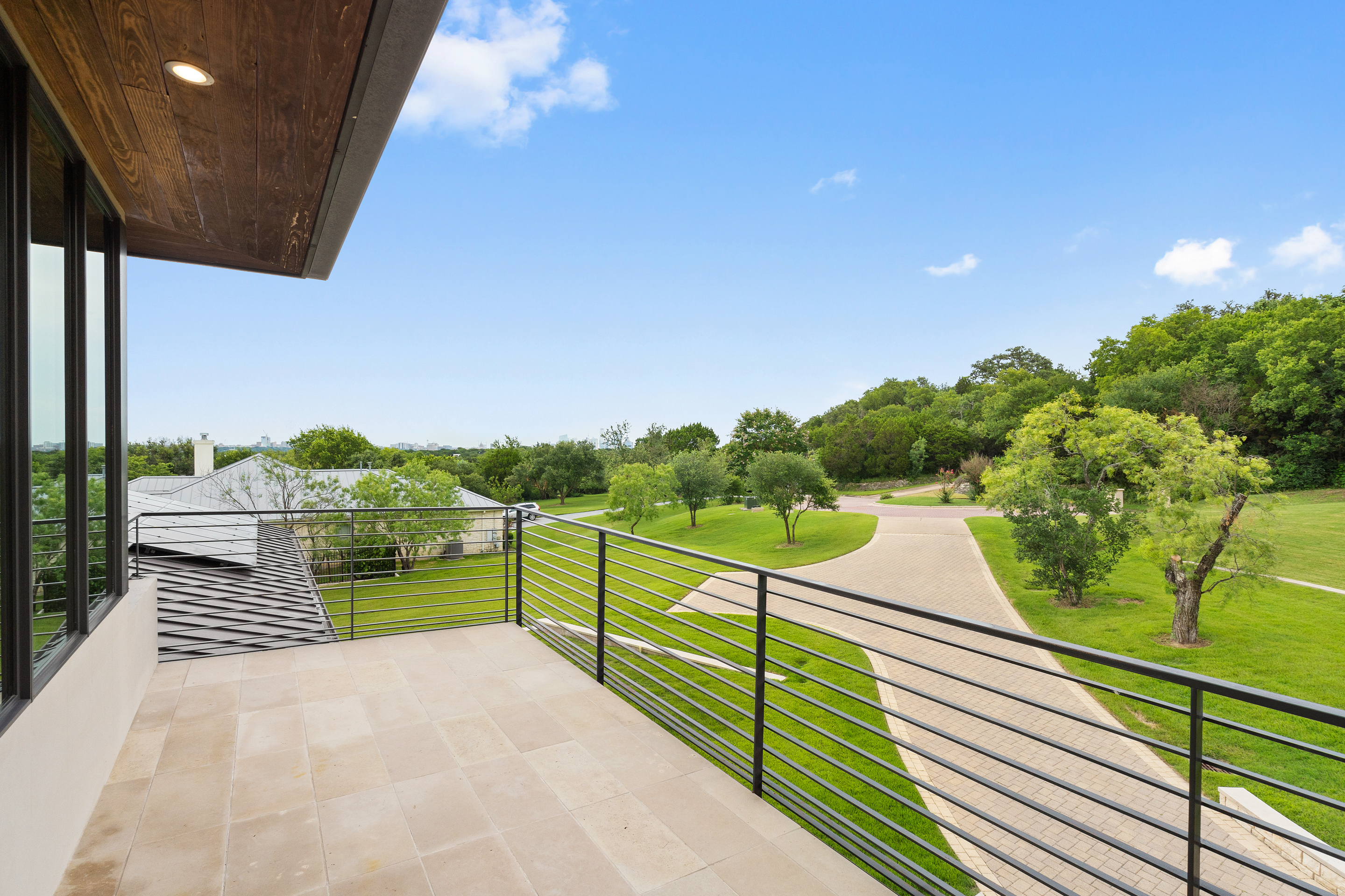 302 Bent Tree Court 