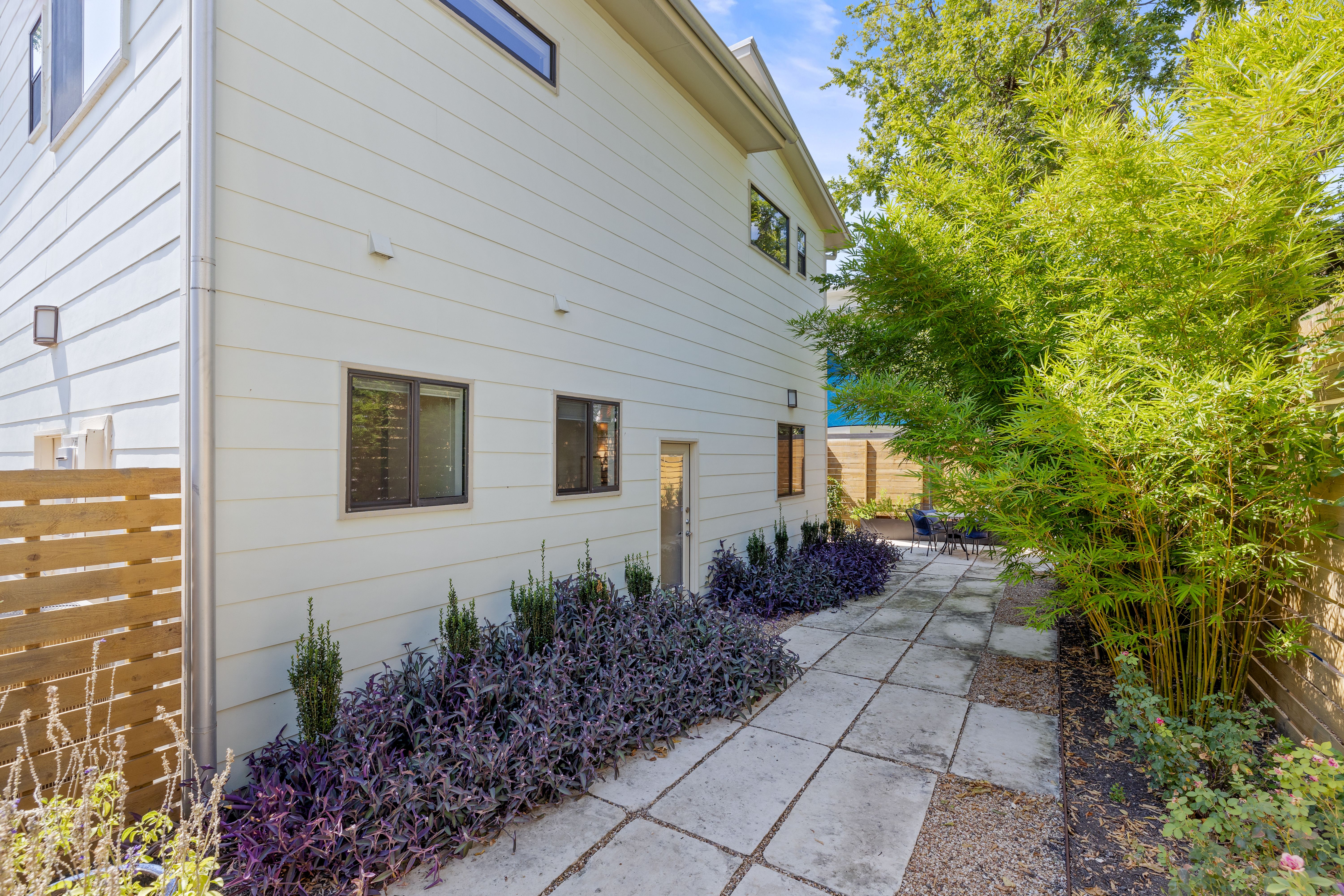 2104 East Side Drive 