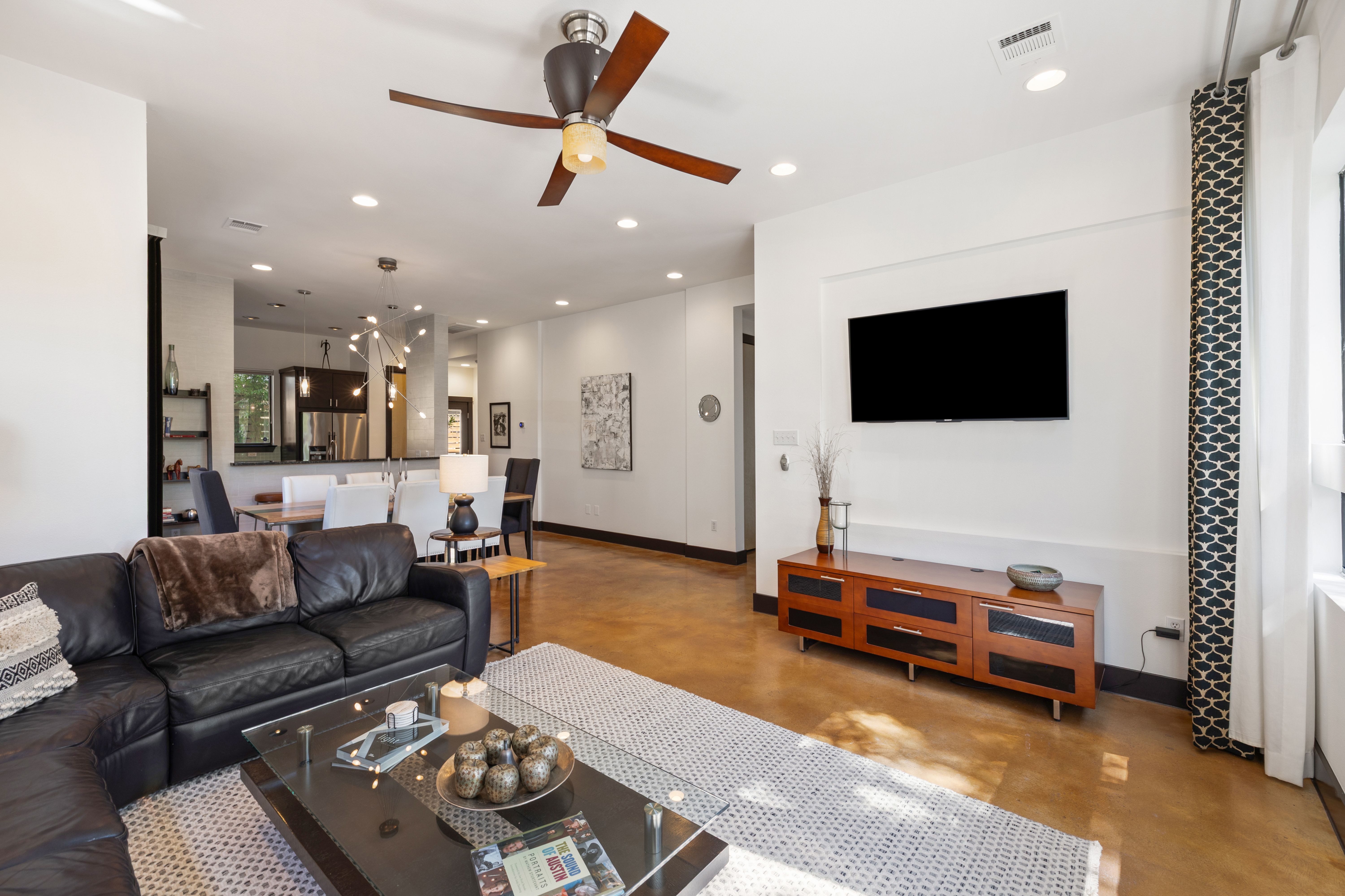 2104 East Side Drive 