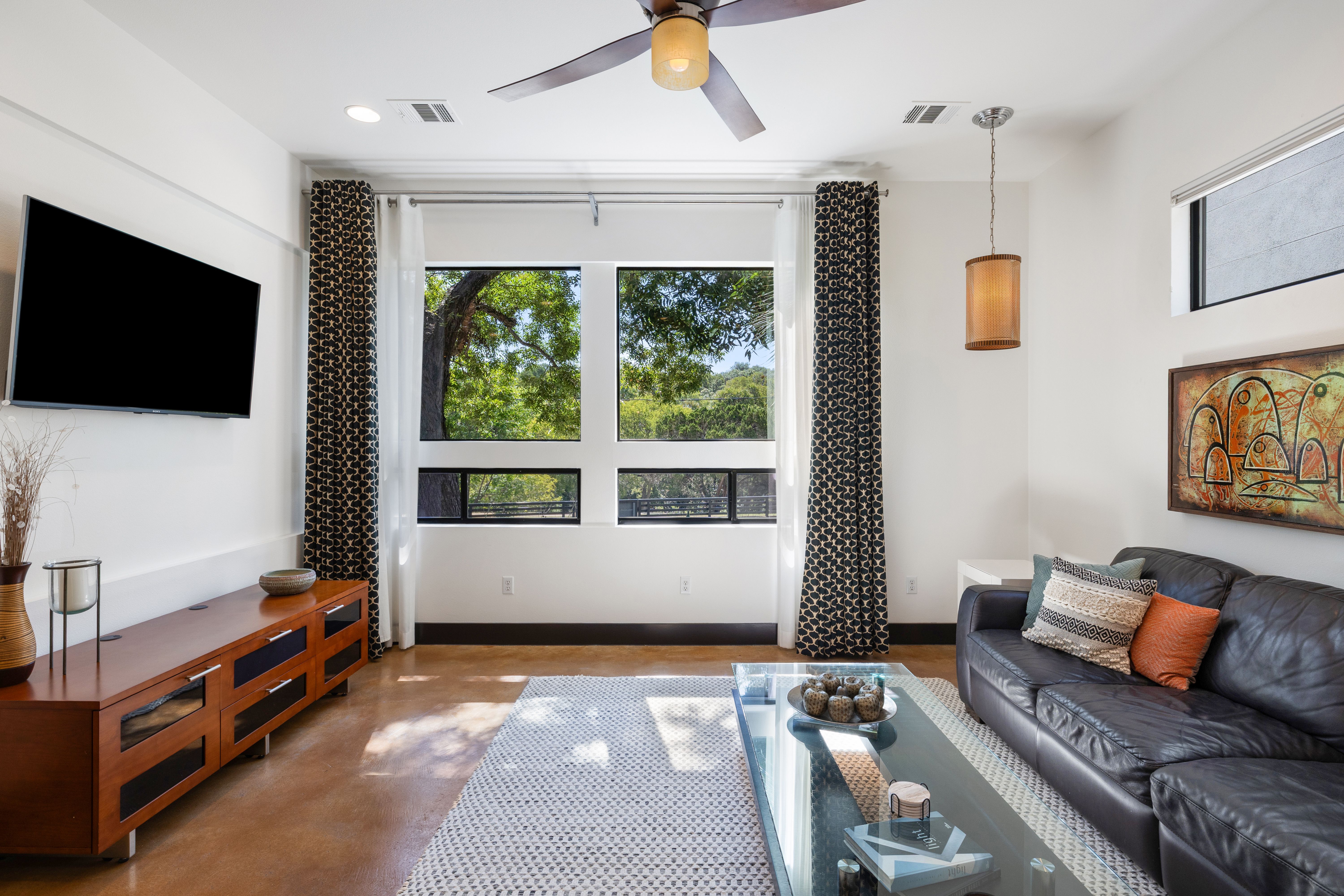 2104 East Side Drive 